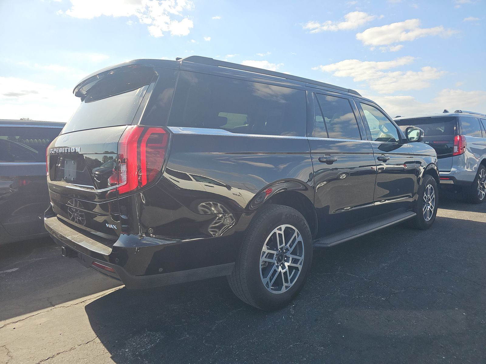 FORD EXPEDITION MAX - 5