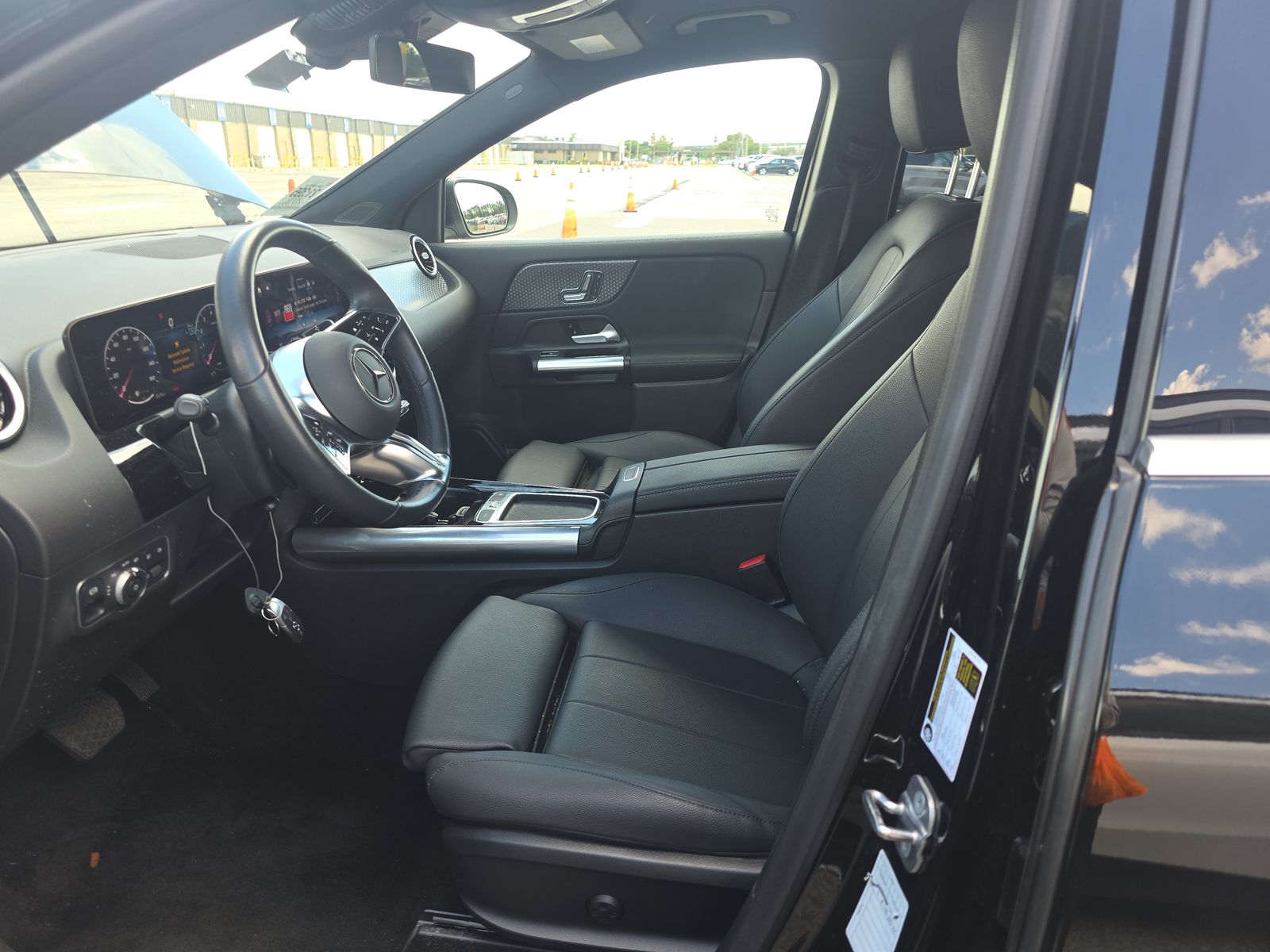 MERCEDES-BENZ GLA-CLASS - 8