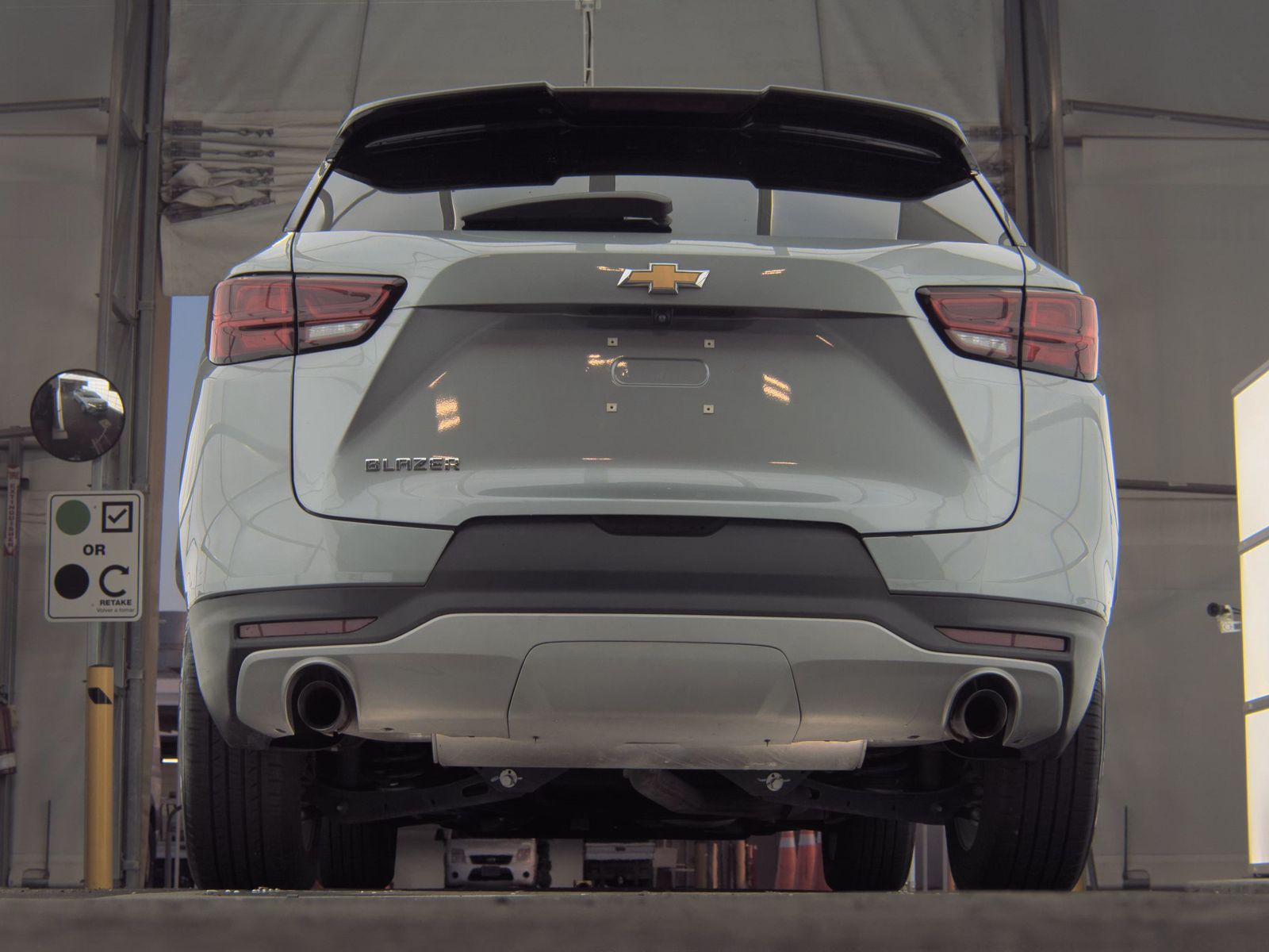 CHEVROLET CAMARO - 8