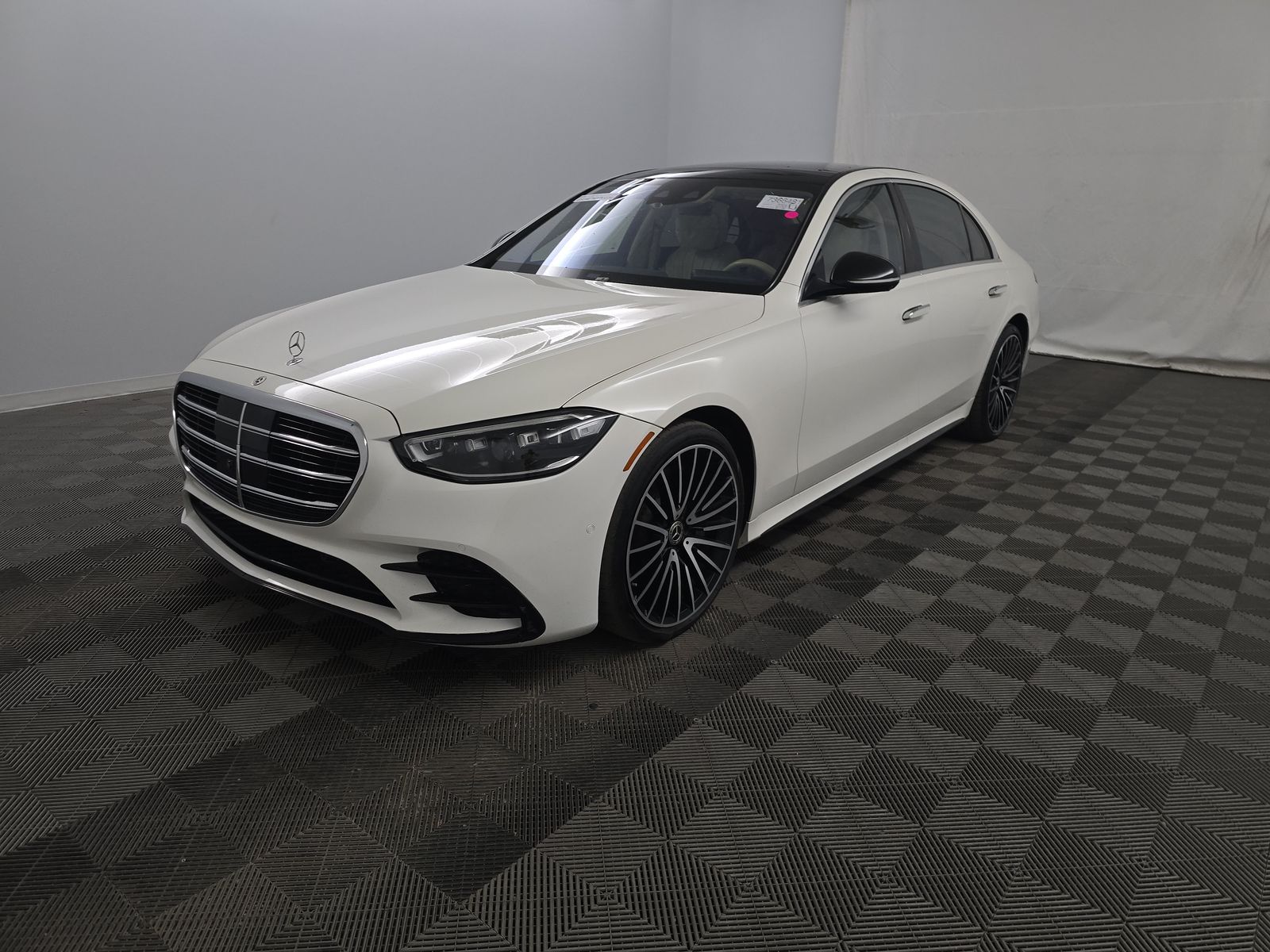 MERCEDES-BENZ S-CLASS - 1