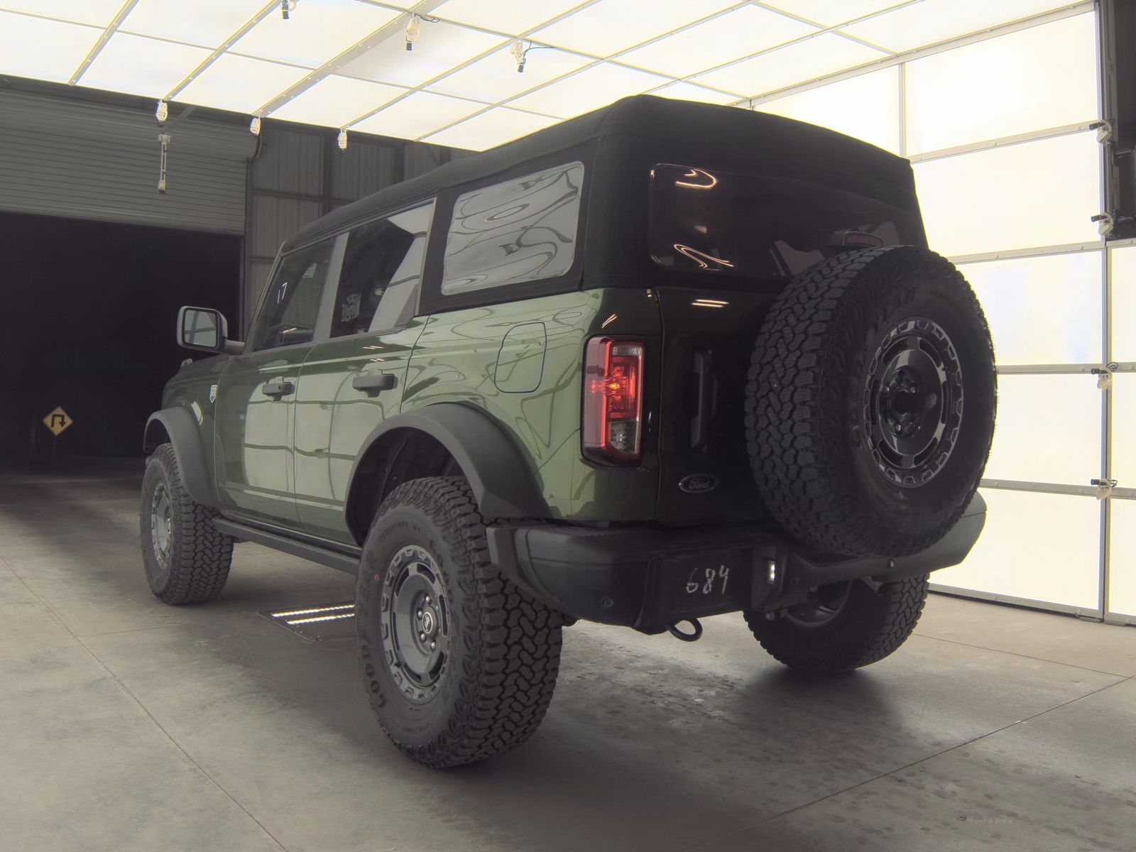 FORD BRONCO - 9