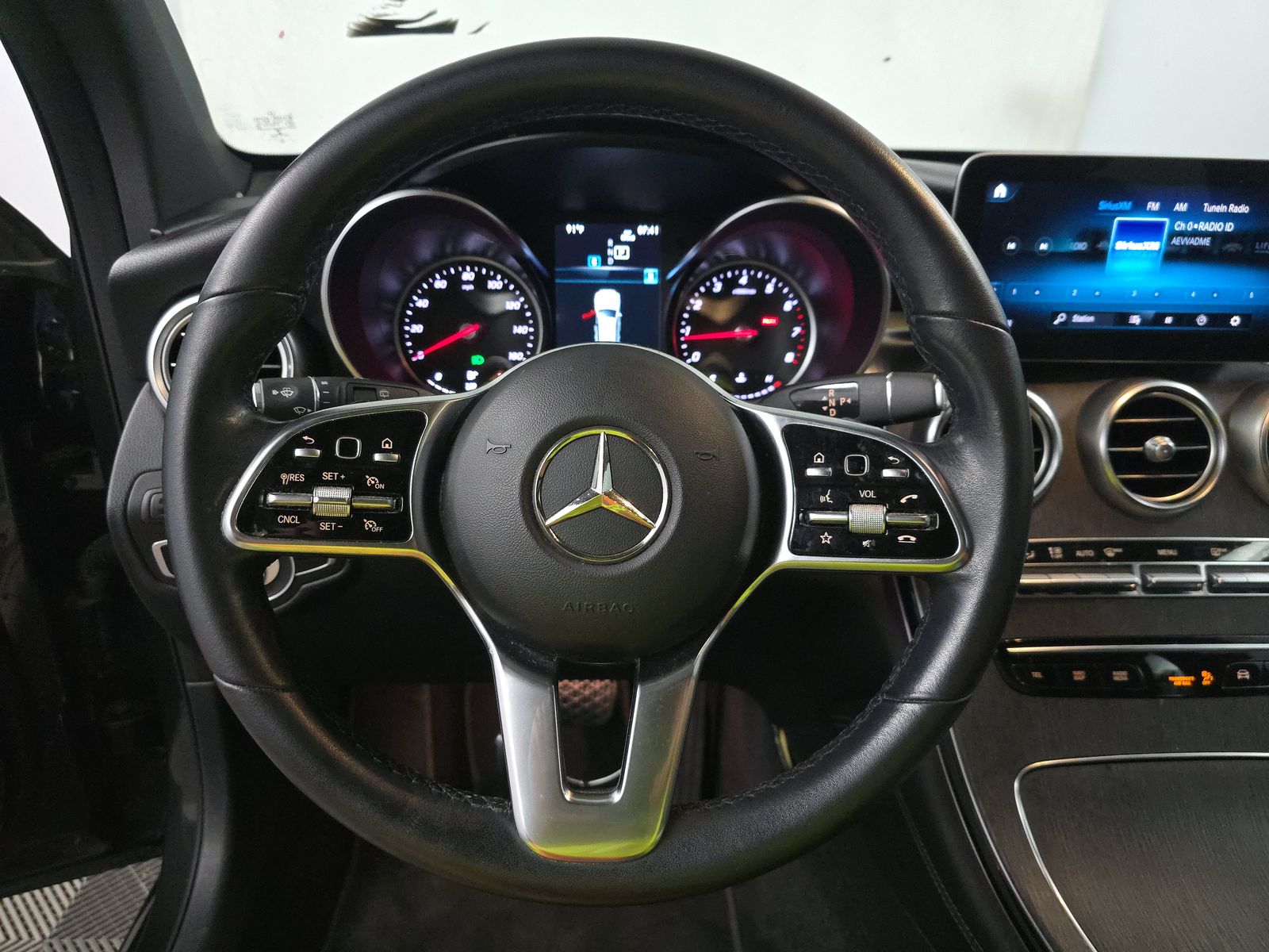 2020 Mercedes-Benz GLC GLC 300 RWD
