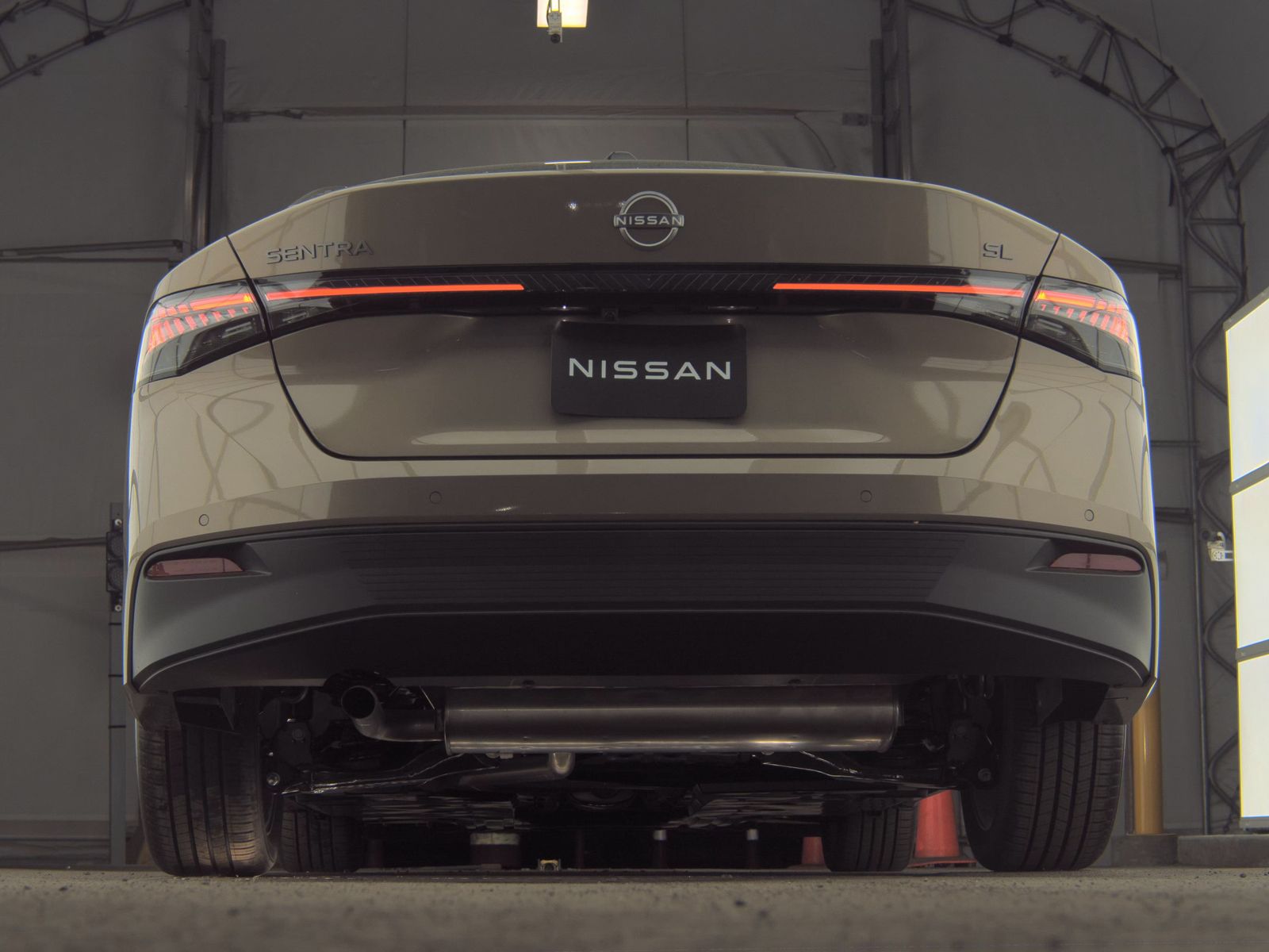 NISSAN SENTRA - 8