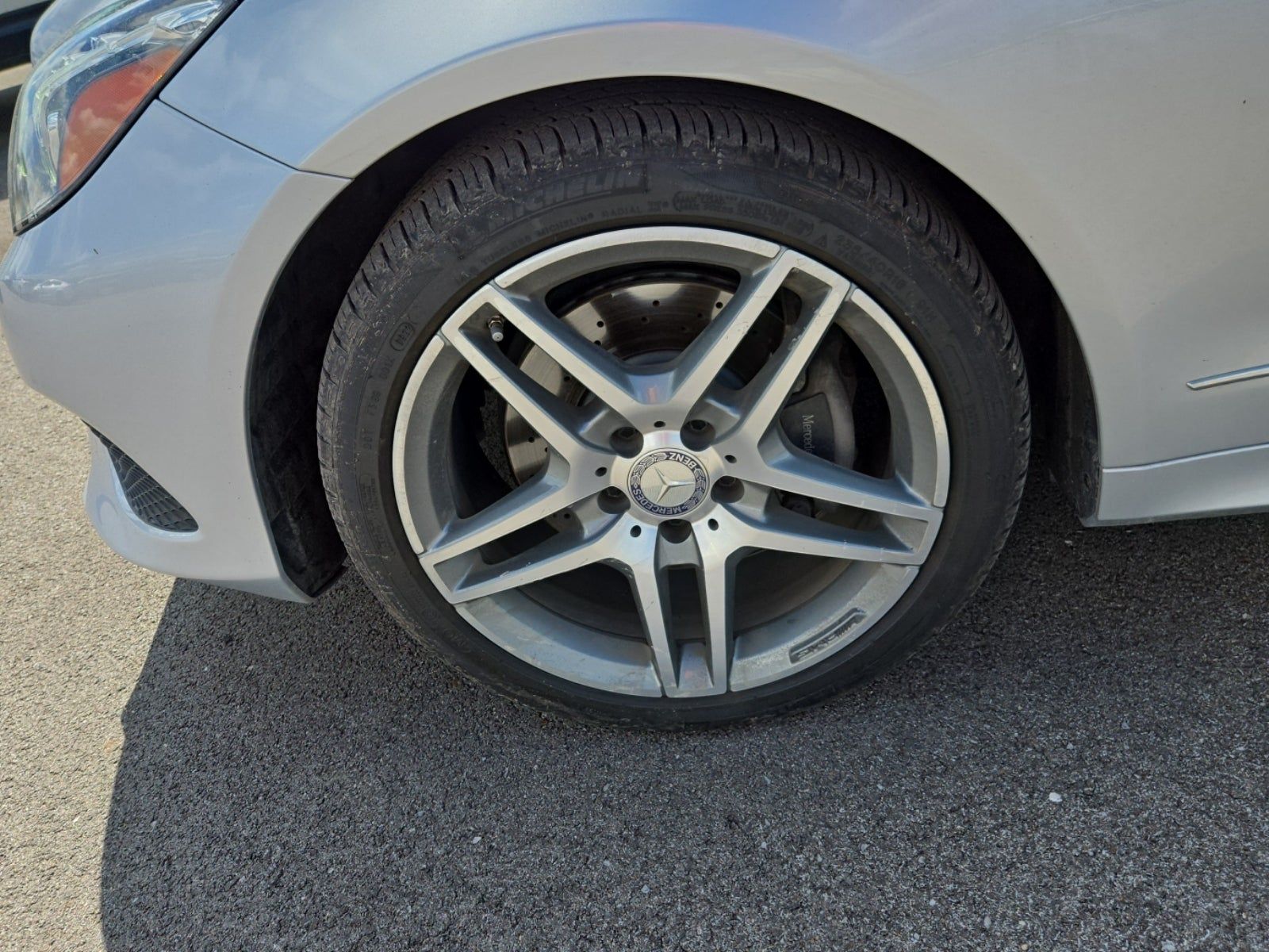 MERCEDES-BENZ E-CLASS - 3