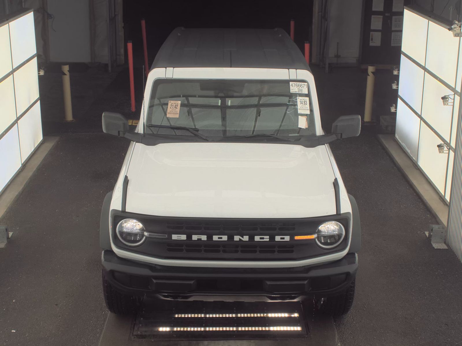 FORD BRONCO - 3
