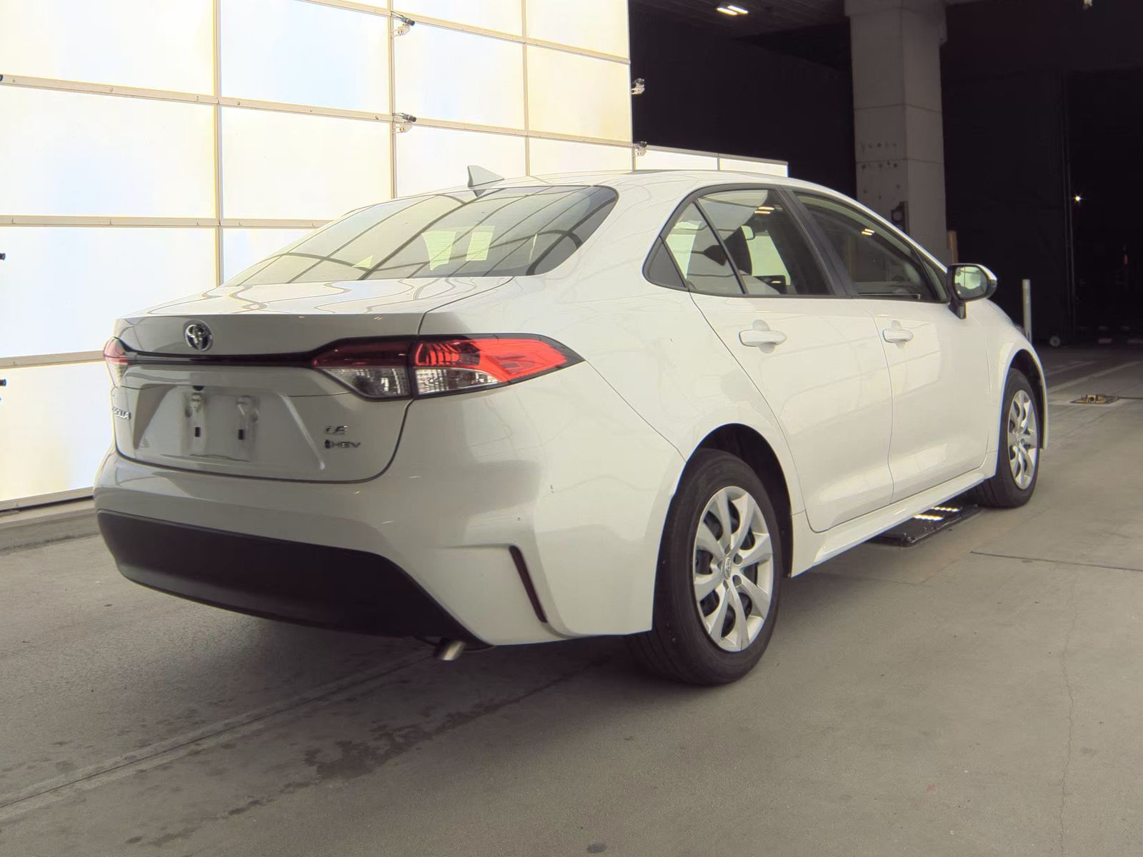 TOYOTA PRIUS - 6