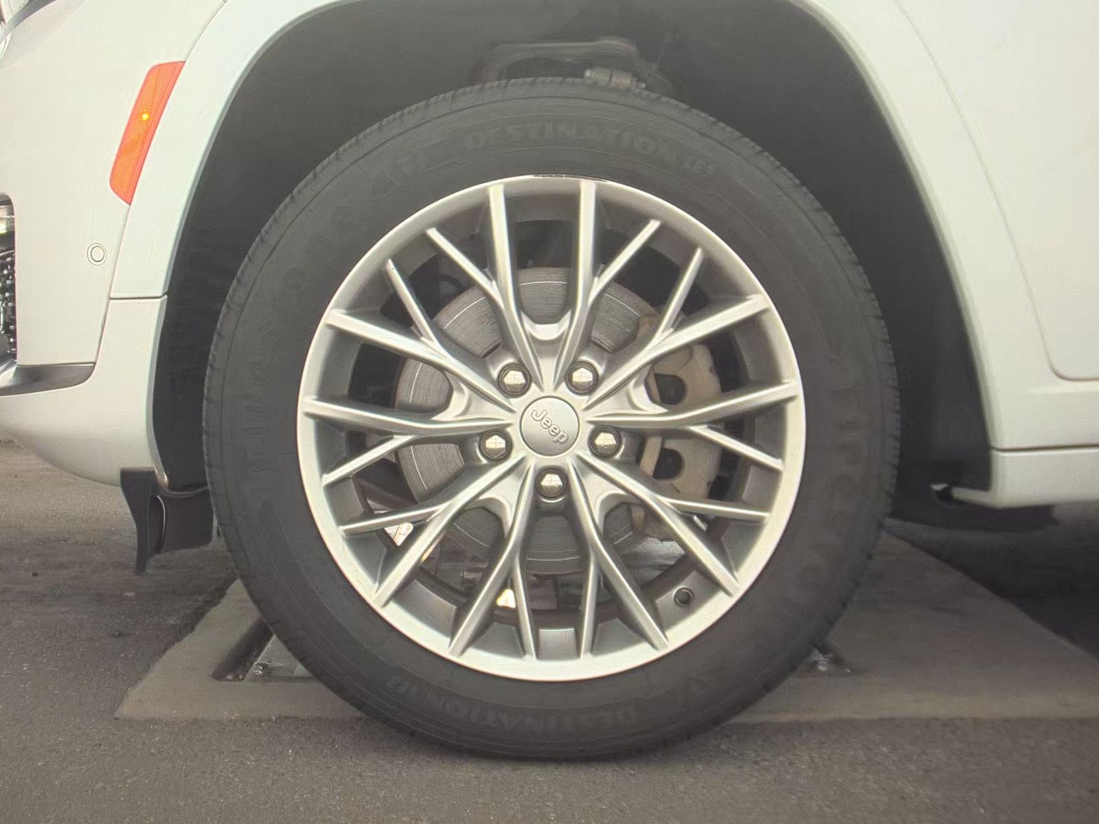 JEEP GRAND CHEROKEE - 10