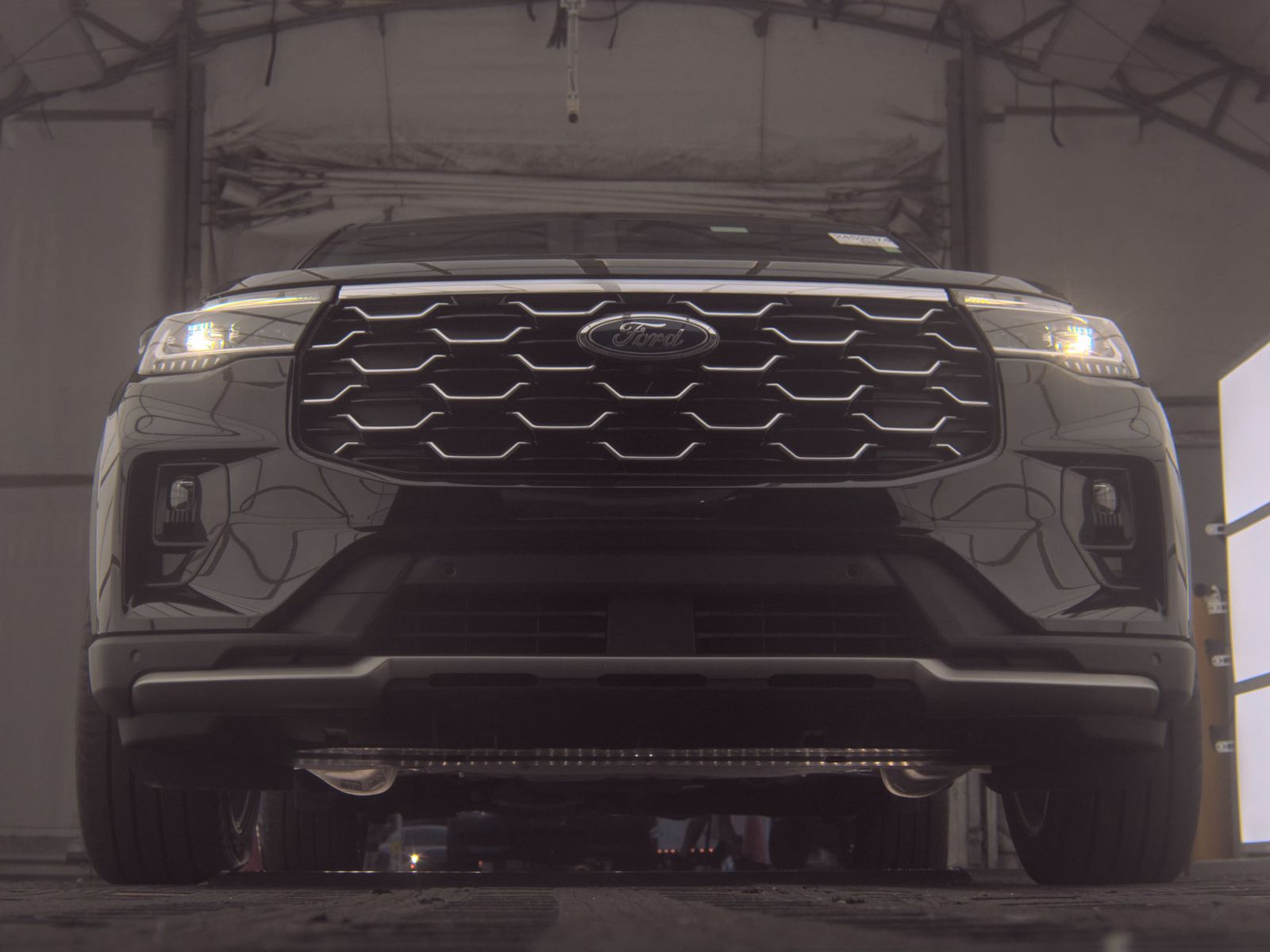 FORD EXPLORER - 4