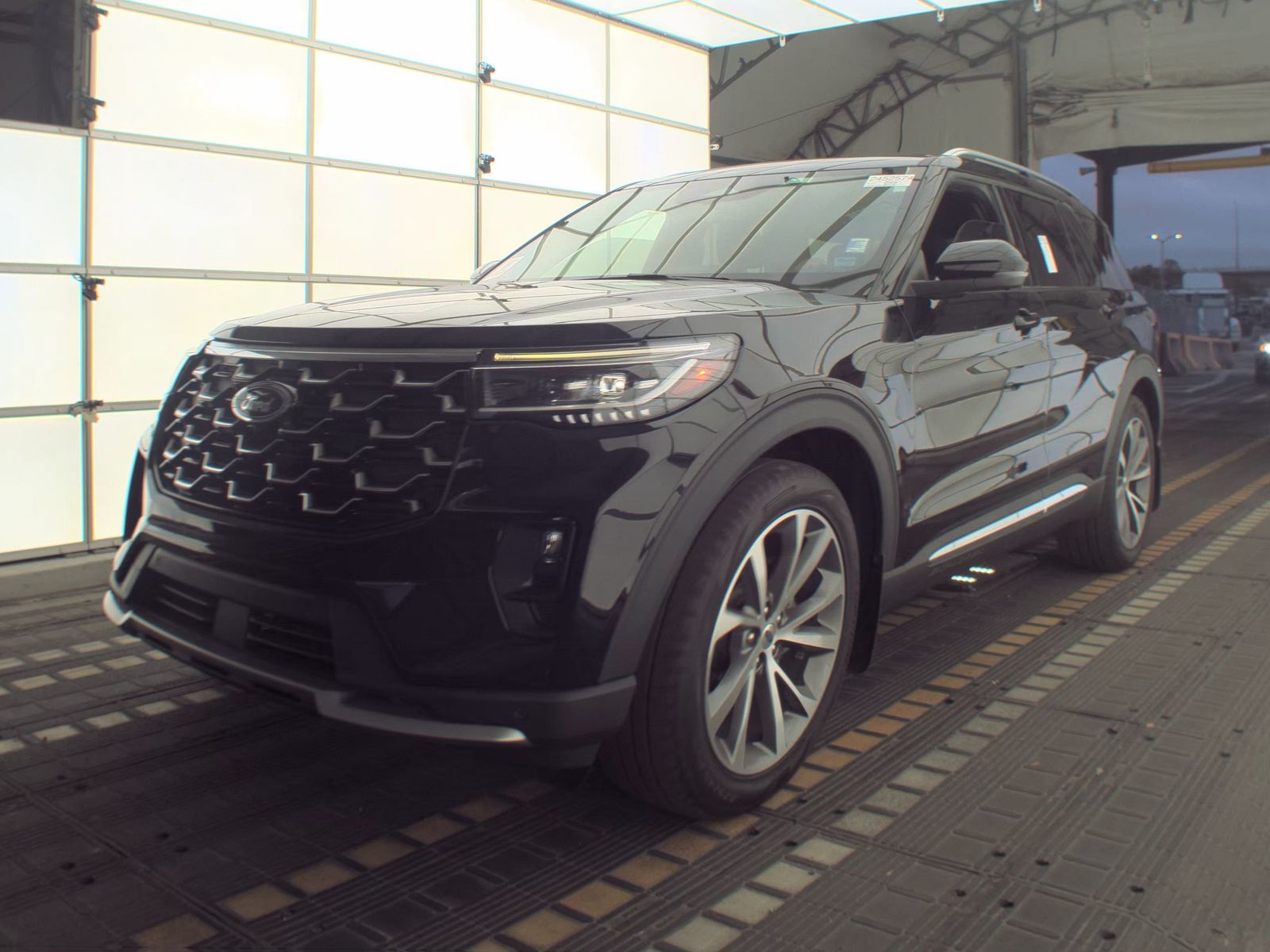 FORD EXPLORER - 1