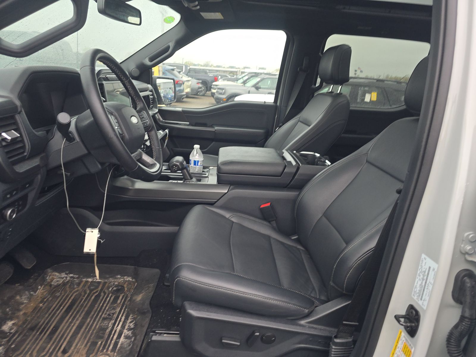 FORD F-150 - 8