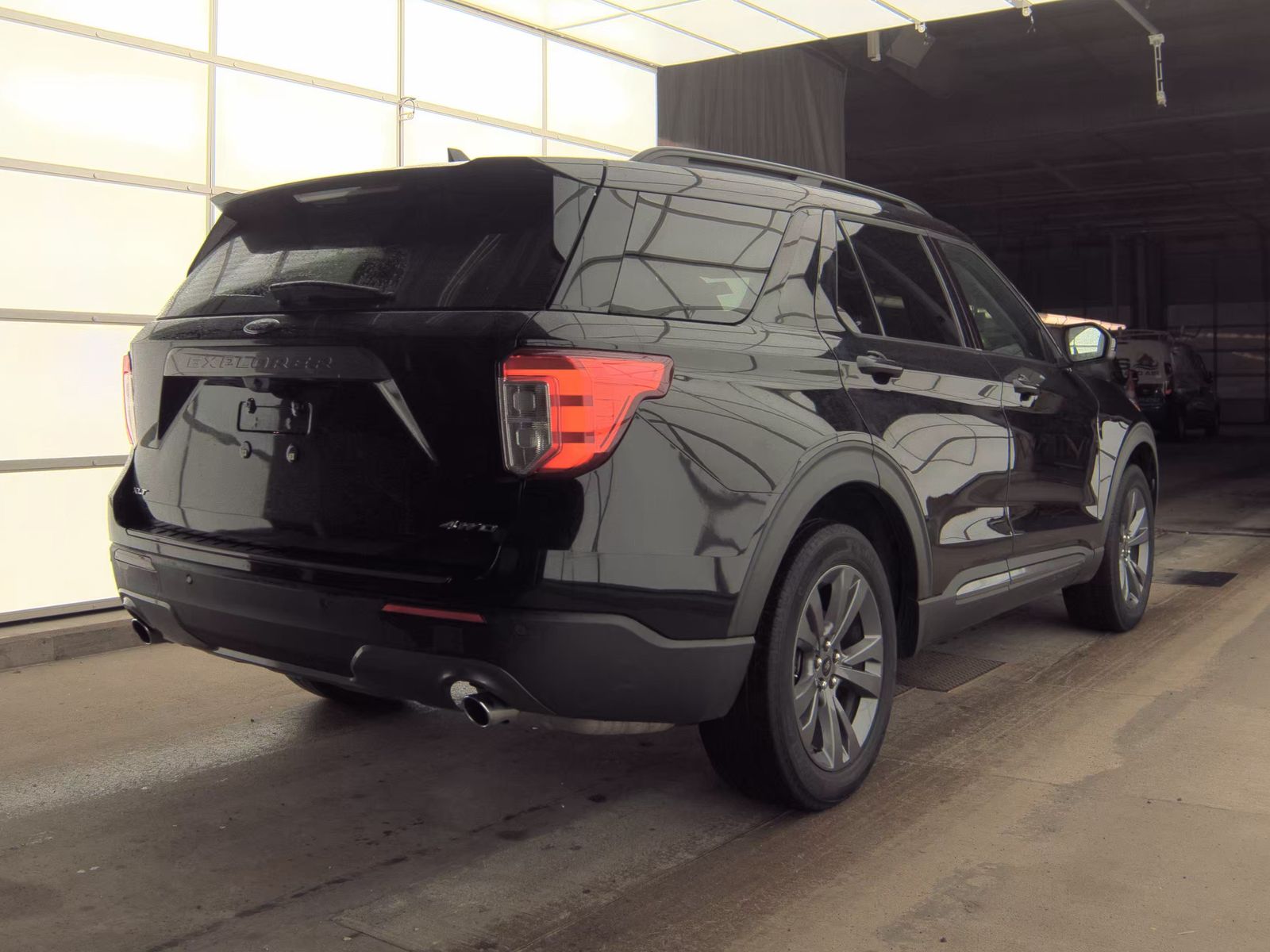 FORD EXPLORER - 6