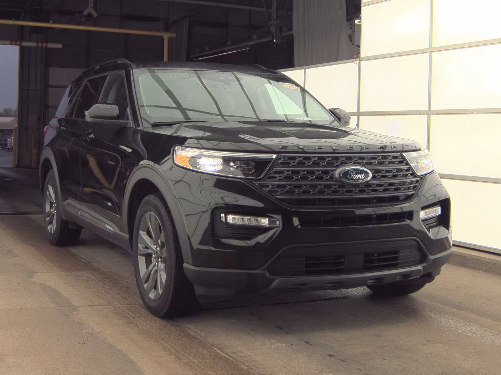 FORD EXPLORER - 5