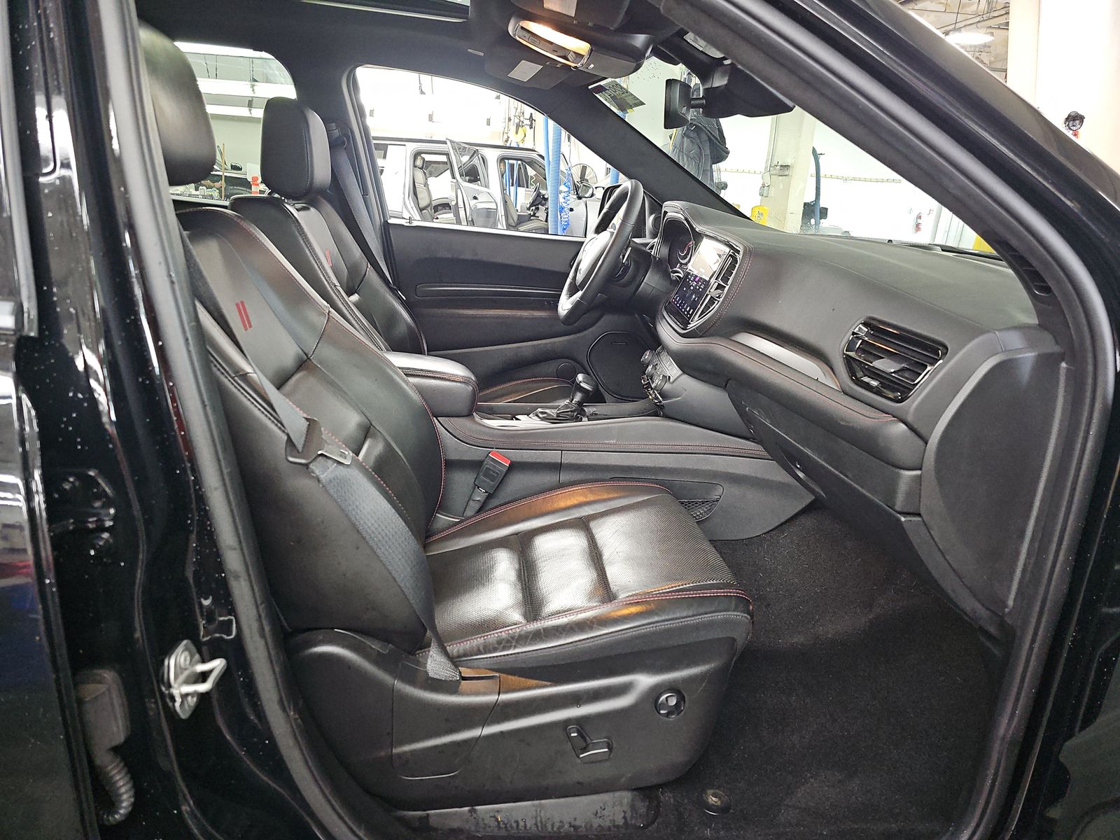 DODGE CHALLENGER - 9