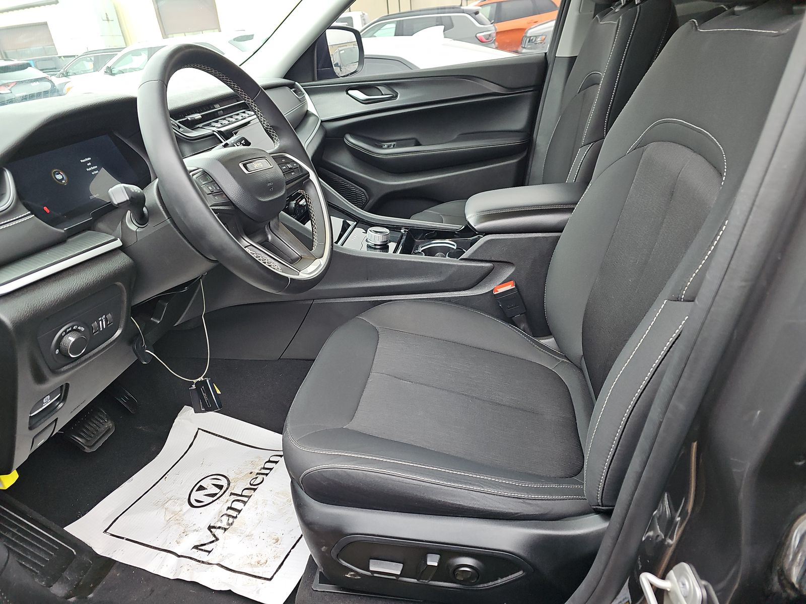 JEEP GRAND CHEROKEE - 8