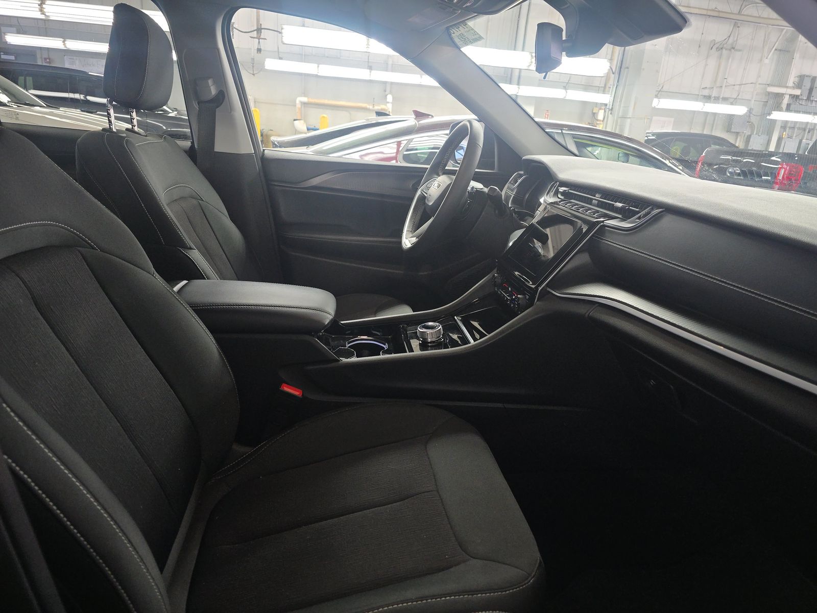 JEEP GRAND CHEROKEE - 9