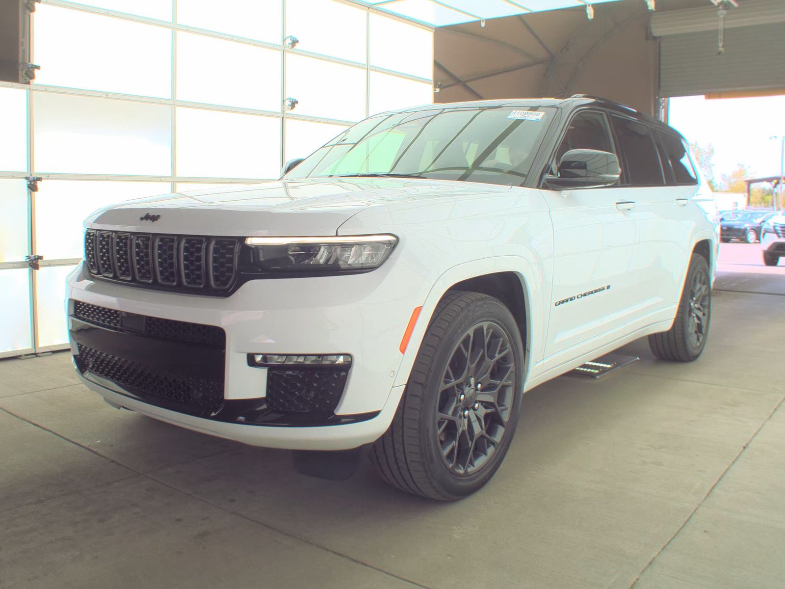 JEEP GRAND CHEROKEE - 1