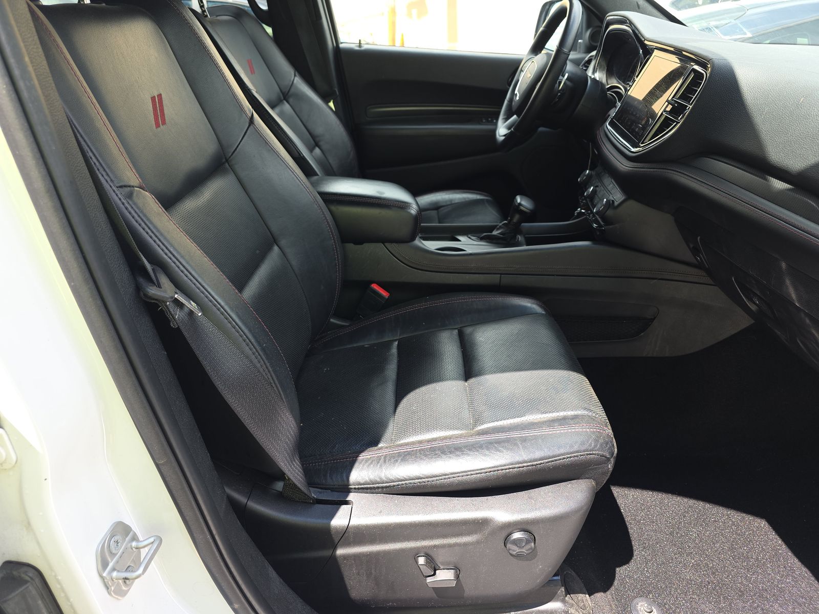 DODGE CHALLENGER - 9