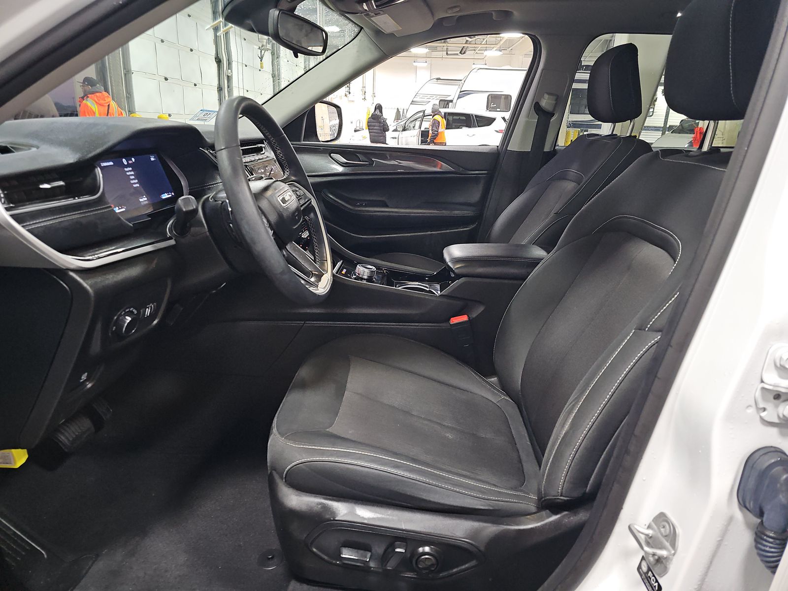 JEEP GRAND CHEROKEE - 8