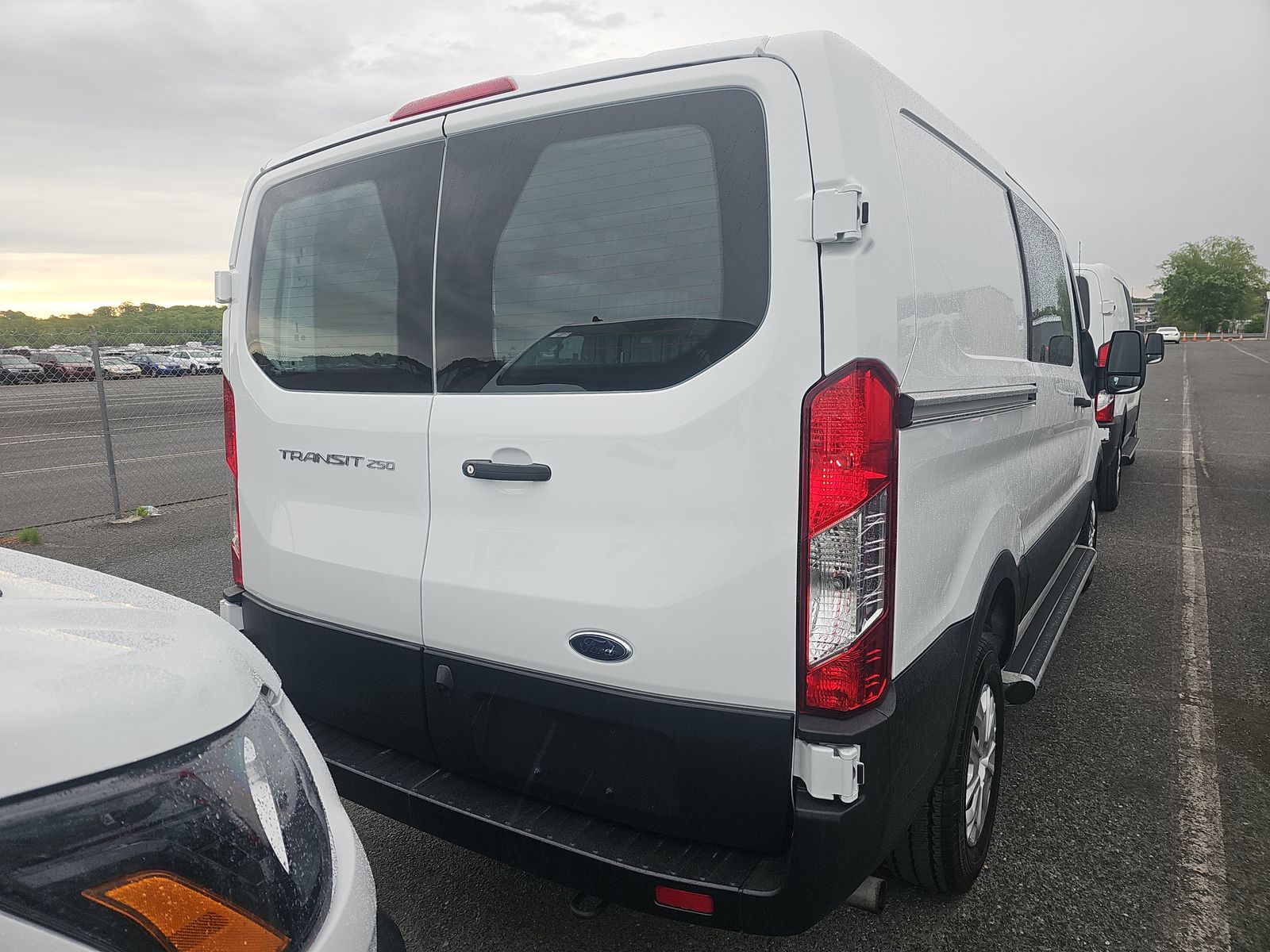 FORD TRANSIT 250 - 6