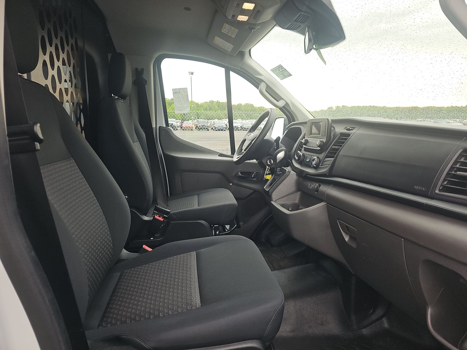 FORD TRANSIT 250 - 9