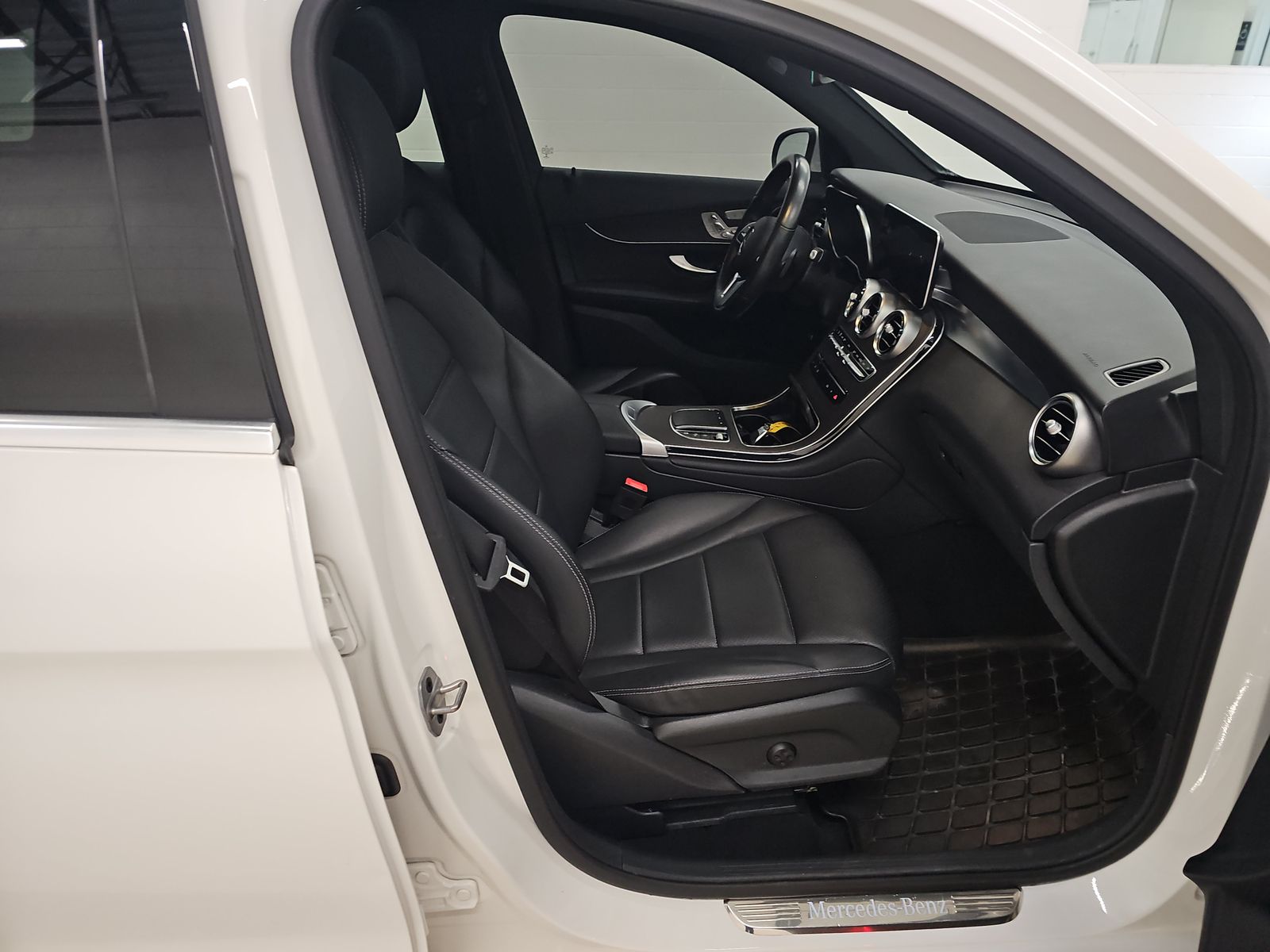 MERCEDES-BENZ GLC-CLASS - 9