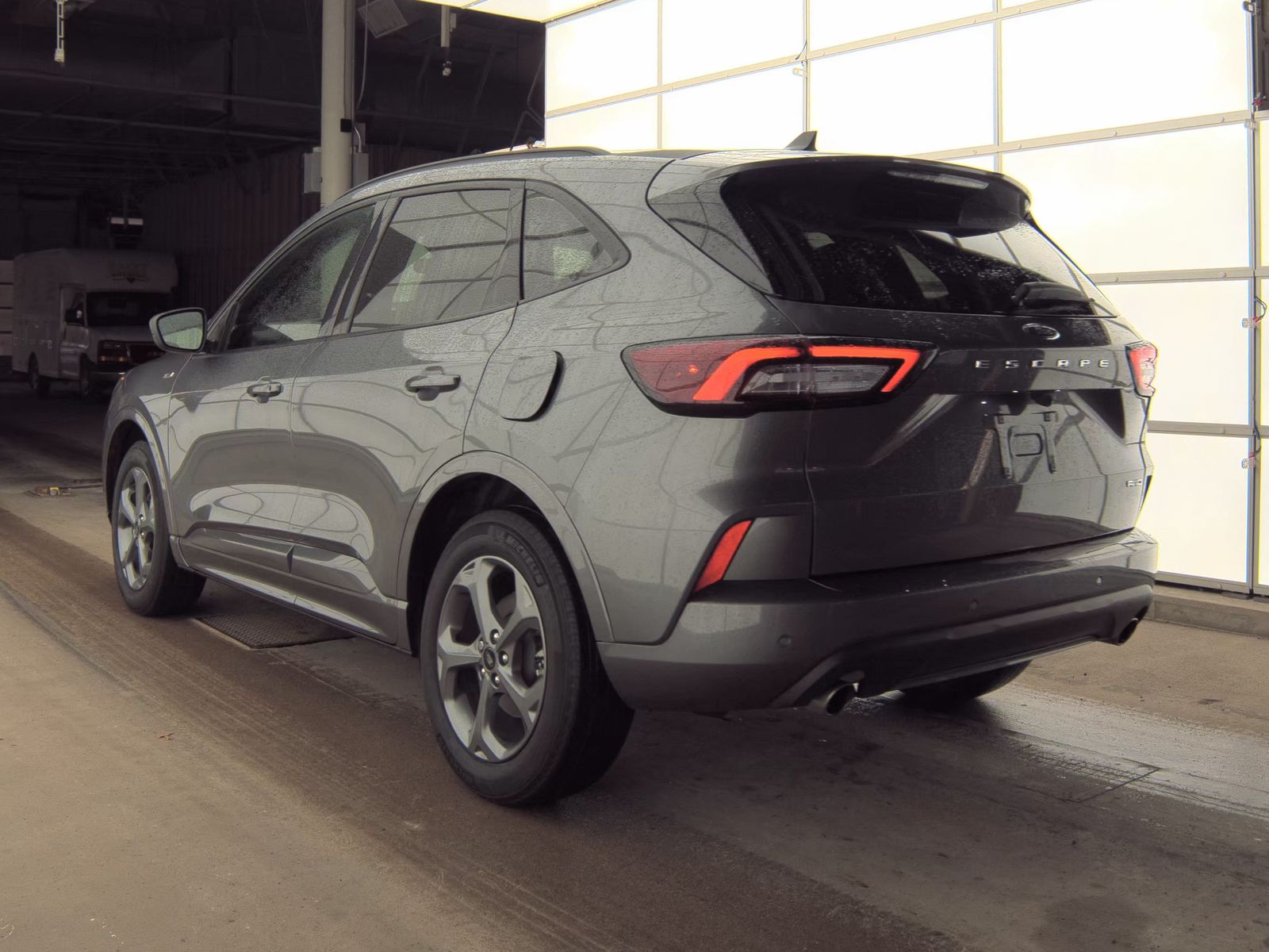 FORD ESCAPE - 9