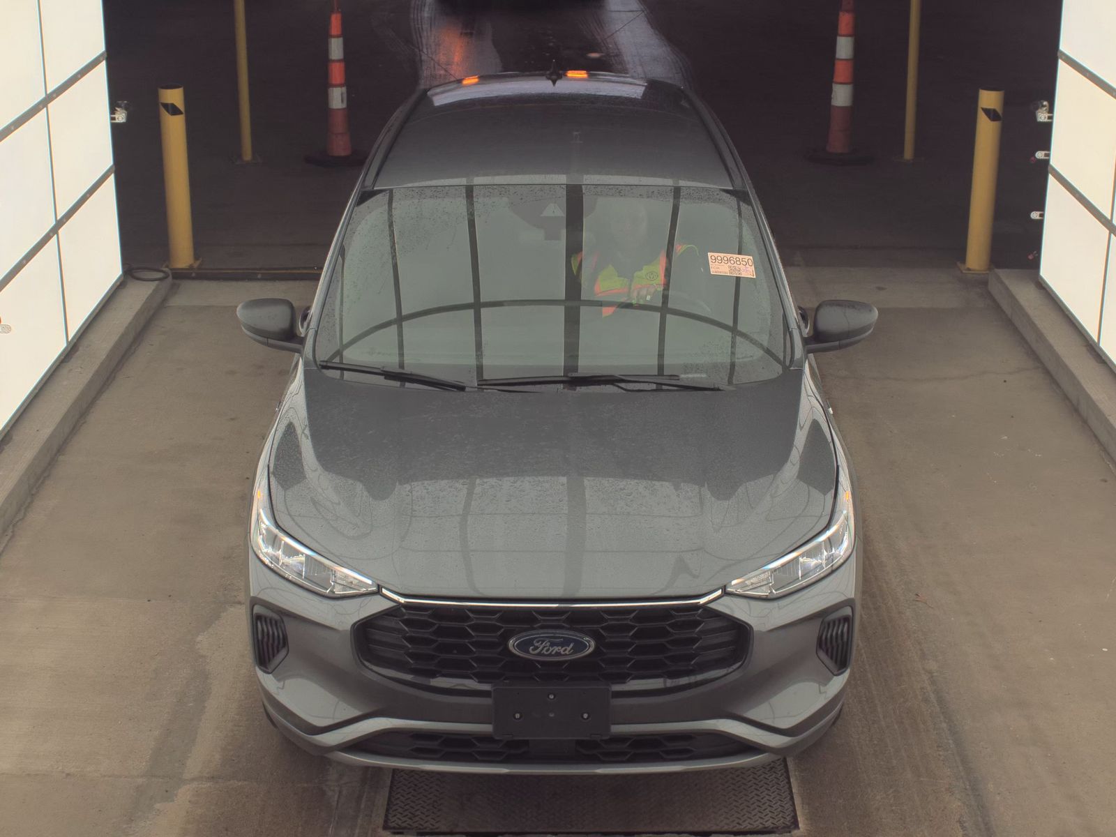 FORD ESCAPE - 3