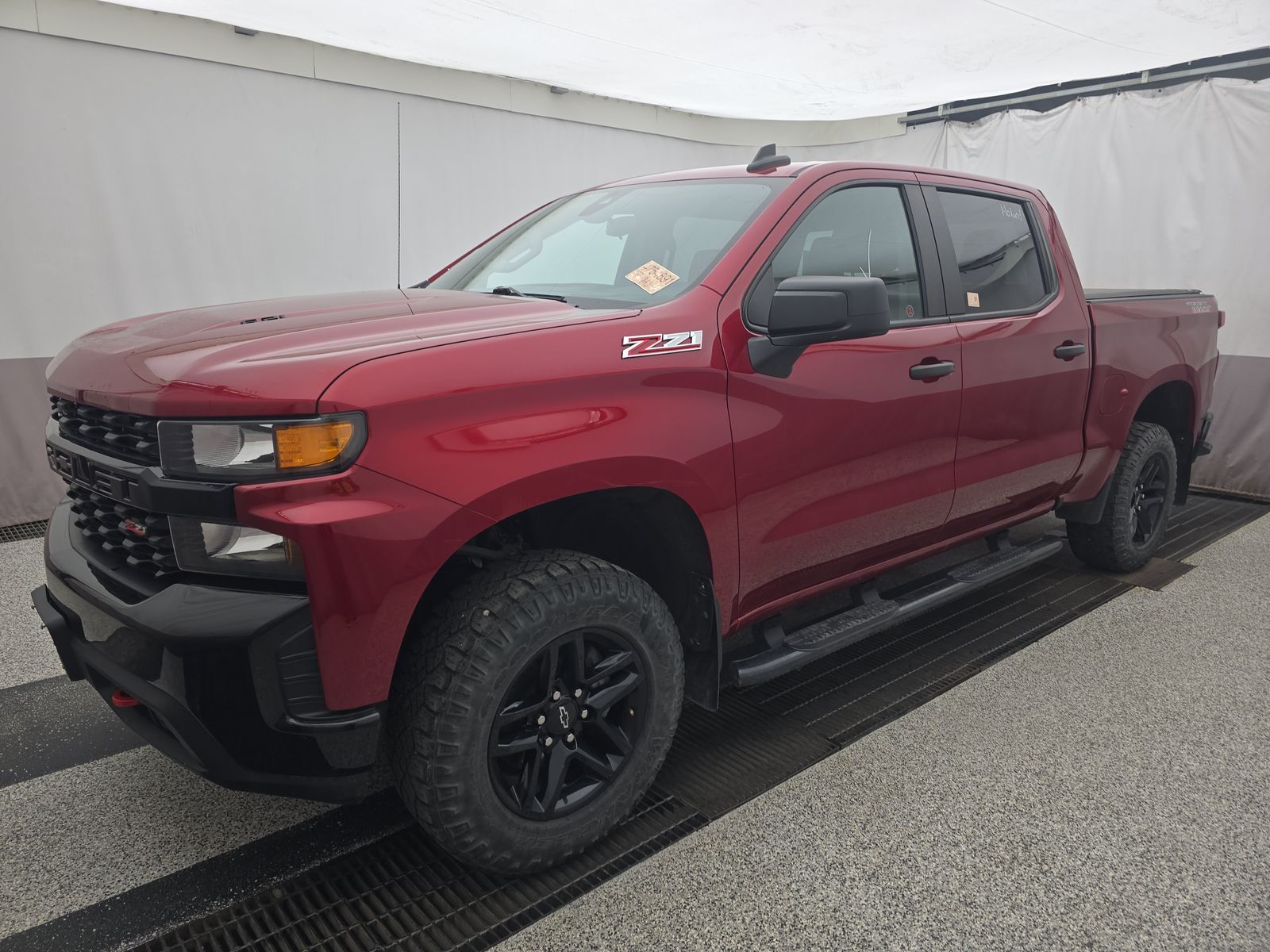 CHEVROLET SILVERADO - 1