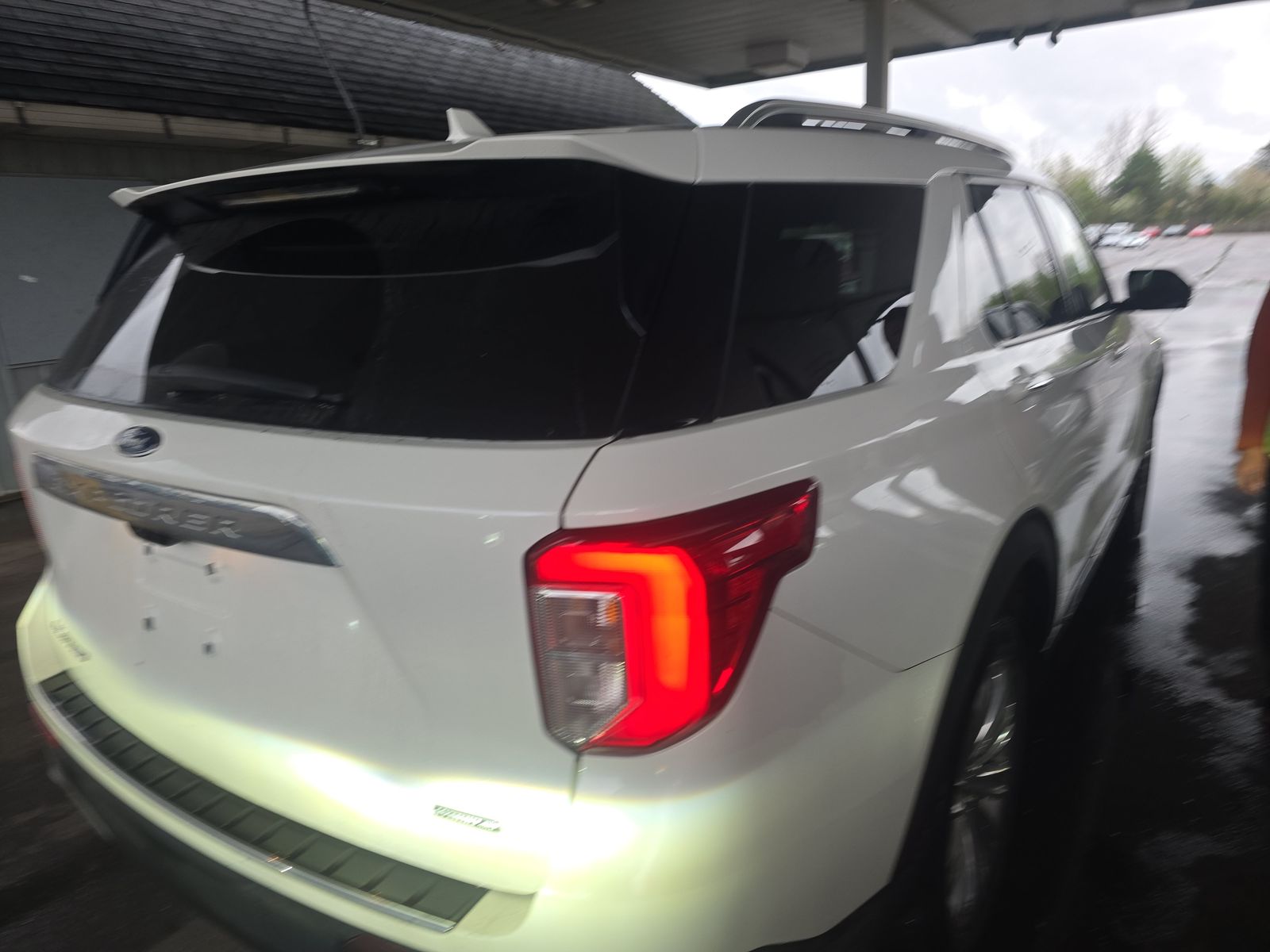 FORD EXPLORER - 5