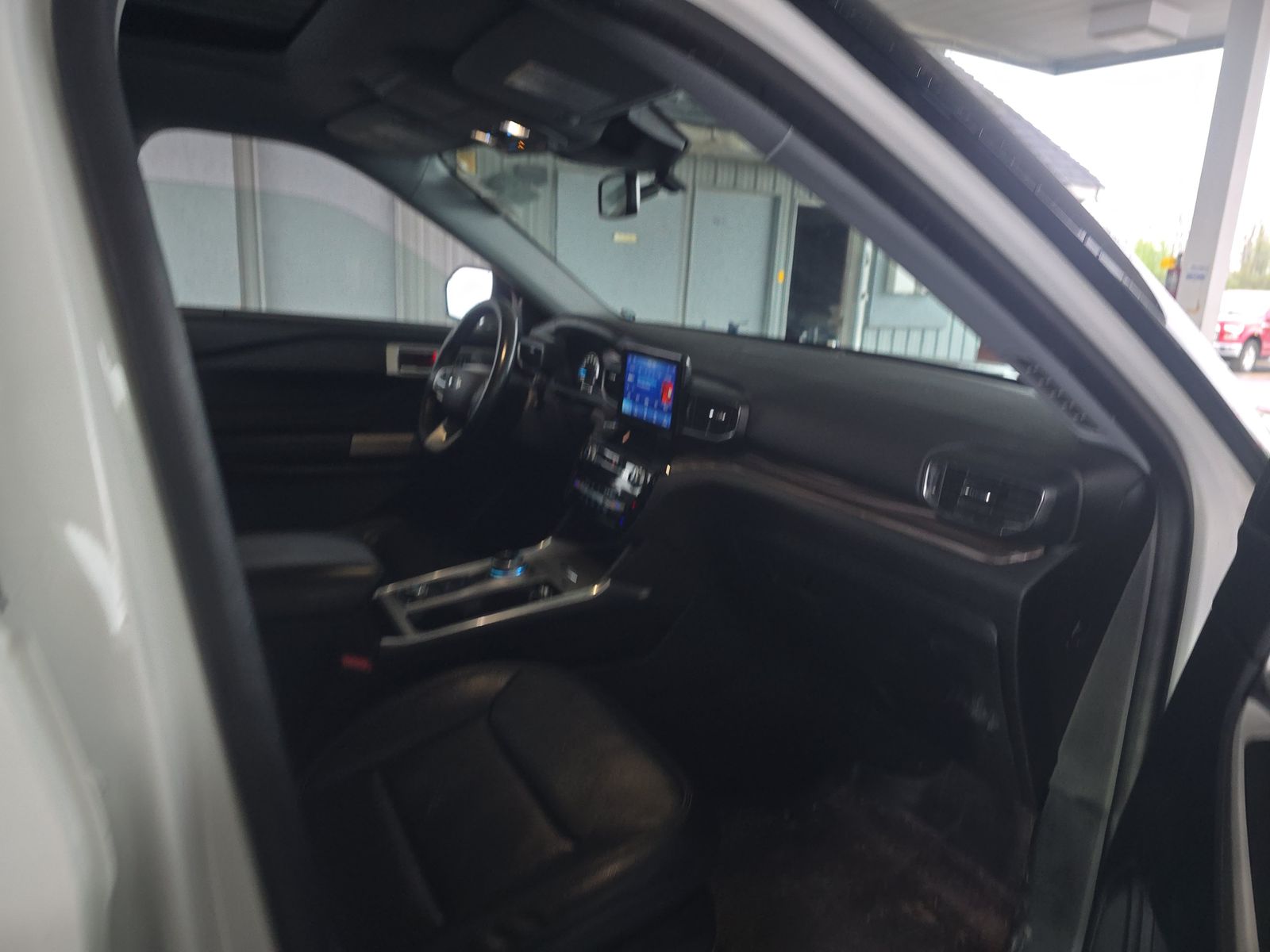 FORD EXPLORER - 9