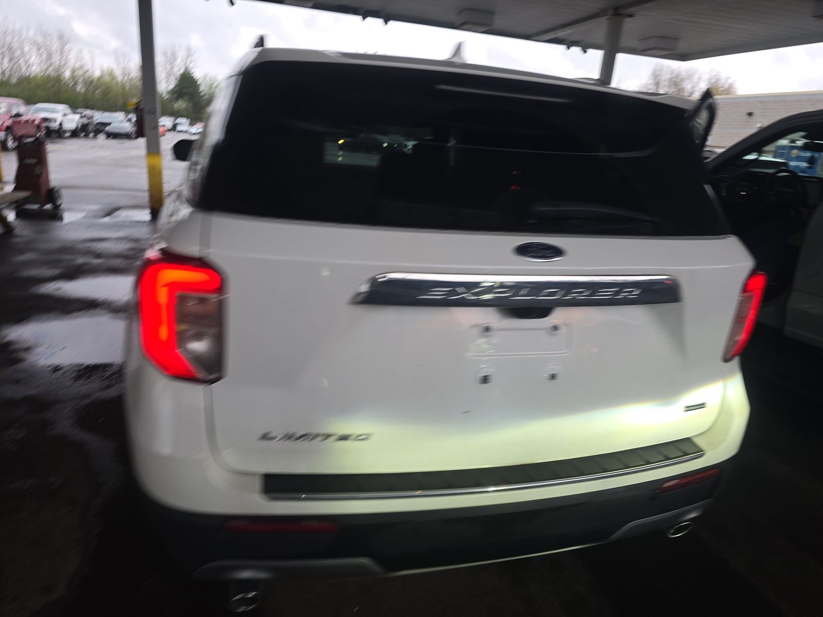 FORD EXPLORER - 6