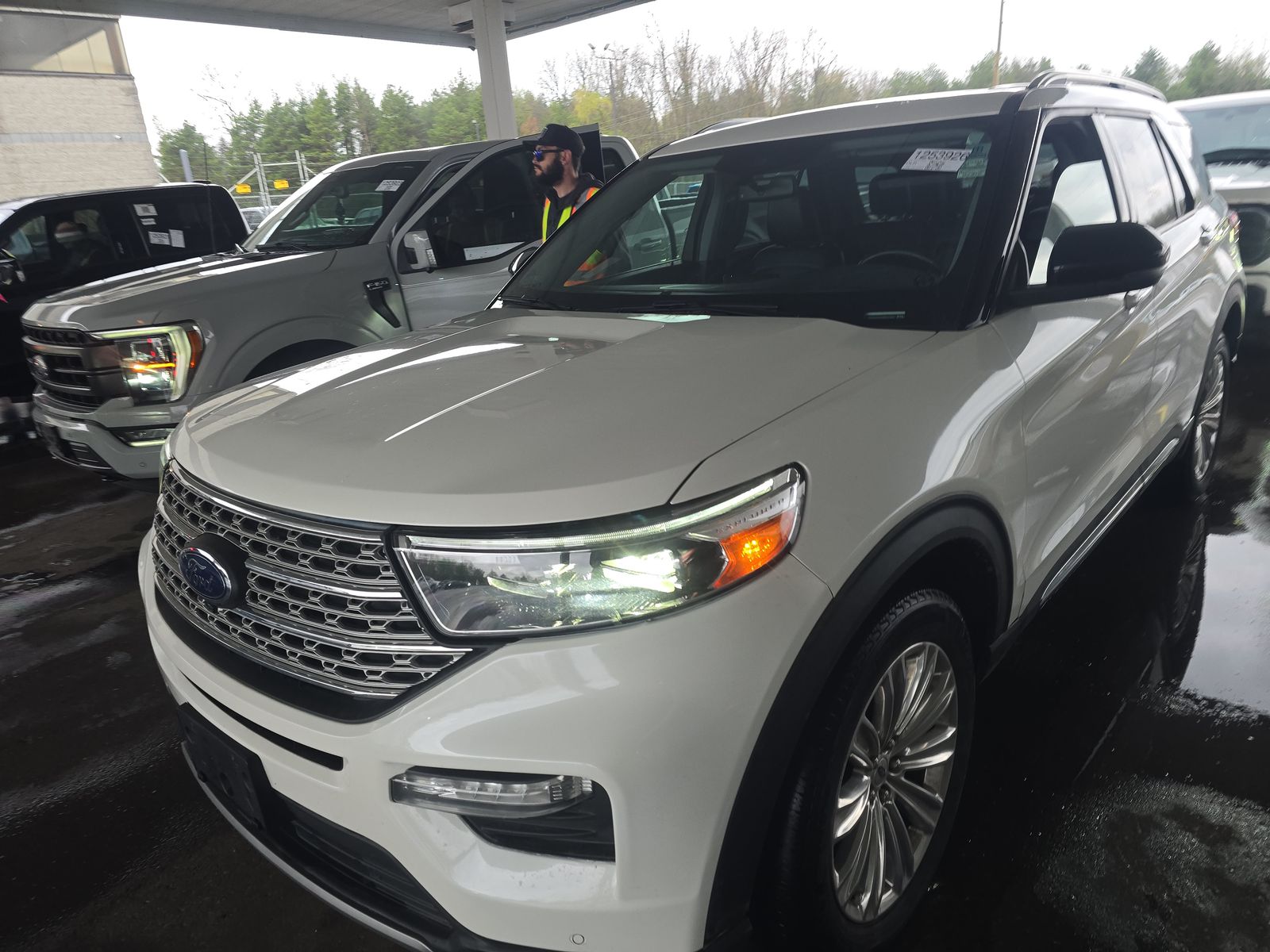 FORD EXPLORER - 1