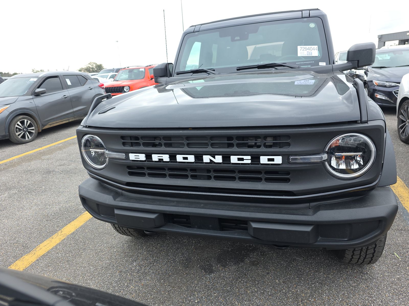 FORD BRONCO - 3