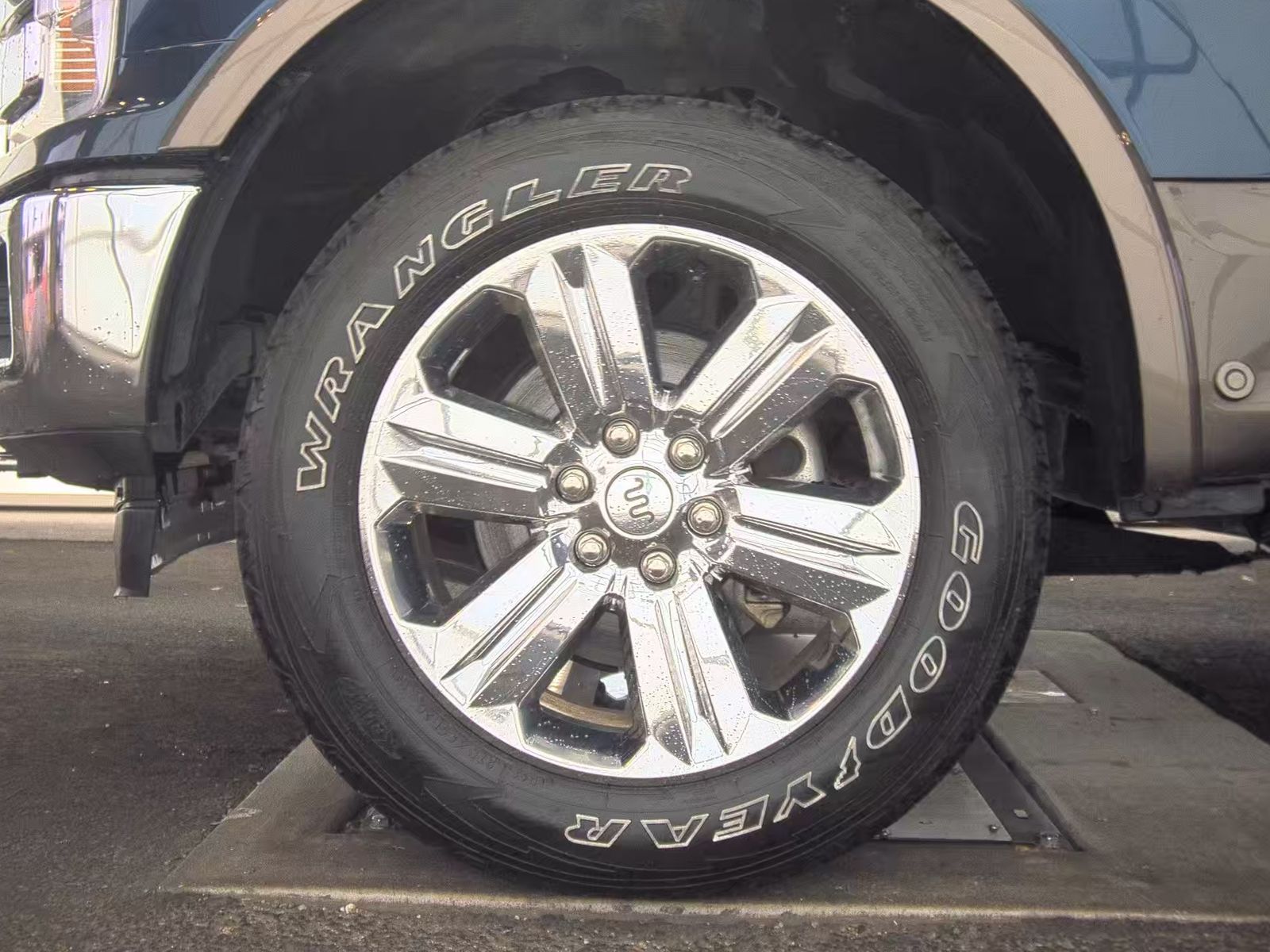 FORD F-150 - 10