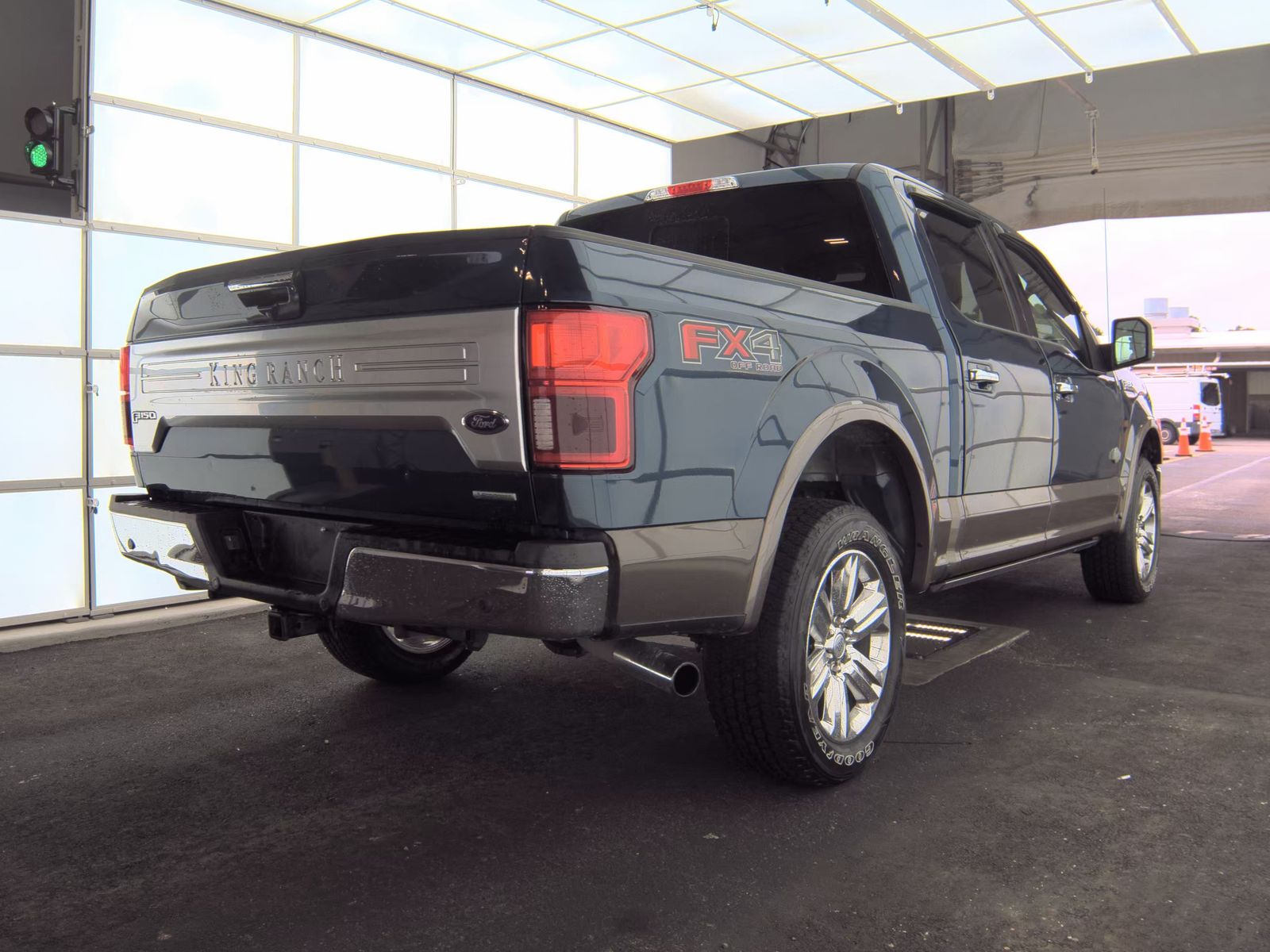 FORD F-150 - 6