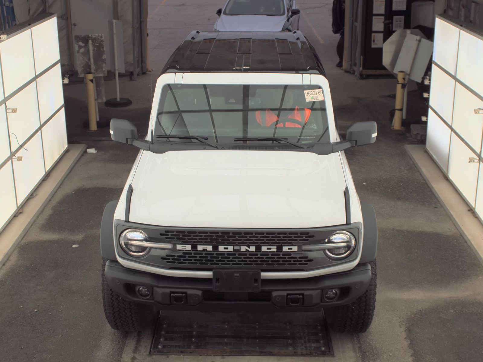 FORD BRONCO - 3