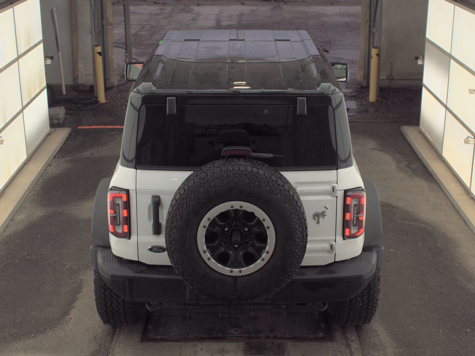 FORD BRONCO - 7