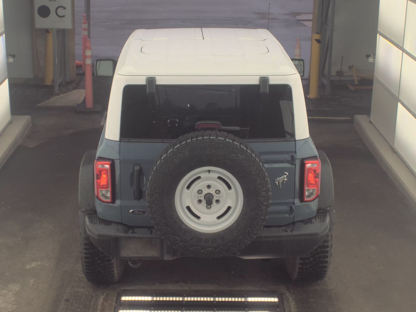 FORD BRONCO - 7