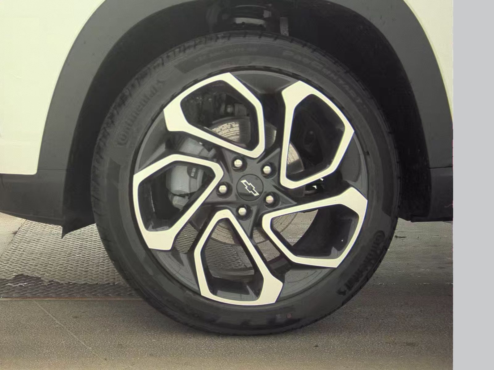 CHEVROLET TRAX - 10