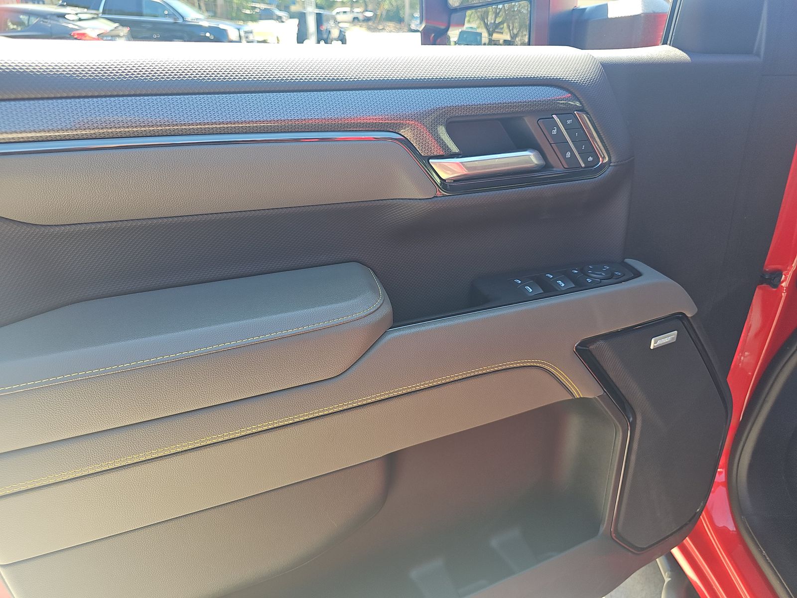 CHEVROLET SILVERADO - 10