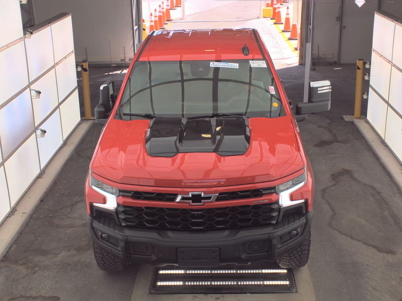 CHEVROLET SILVERADO - 3