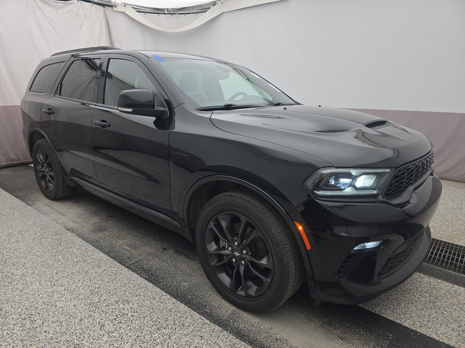 DODGE CHALLENGER - 4