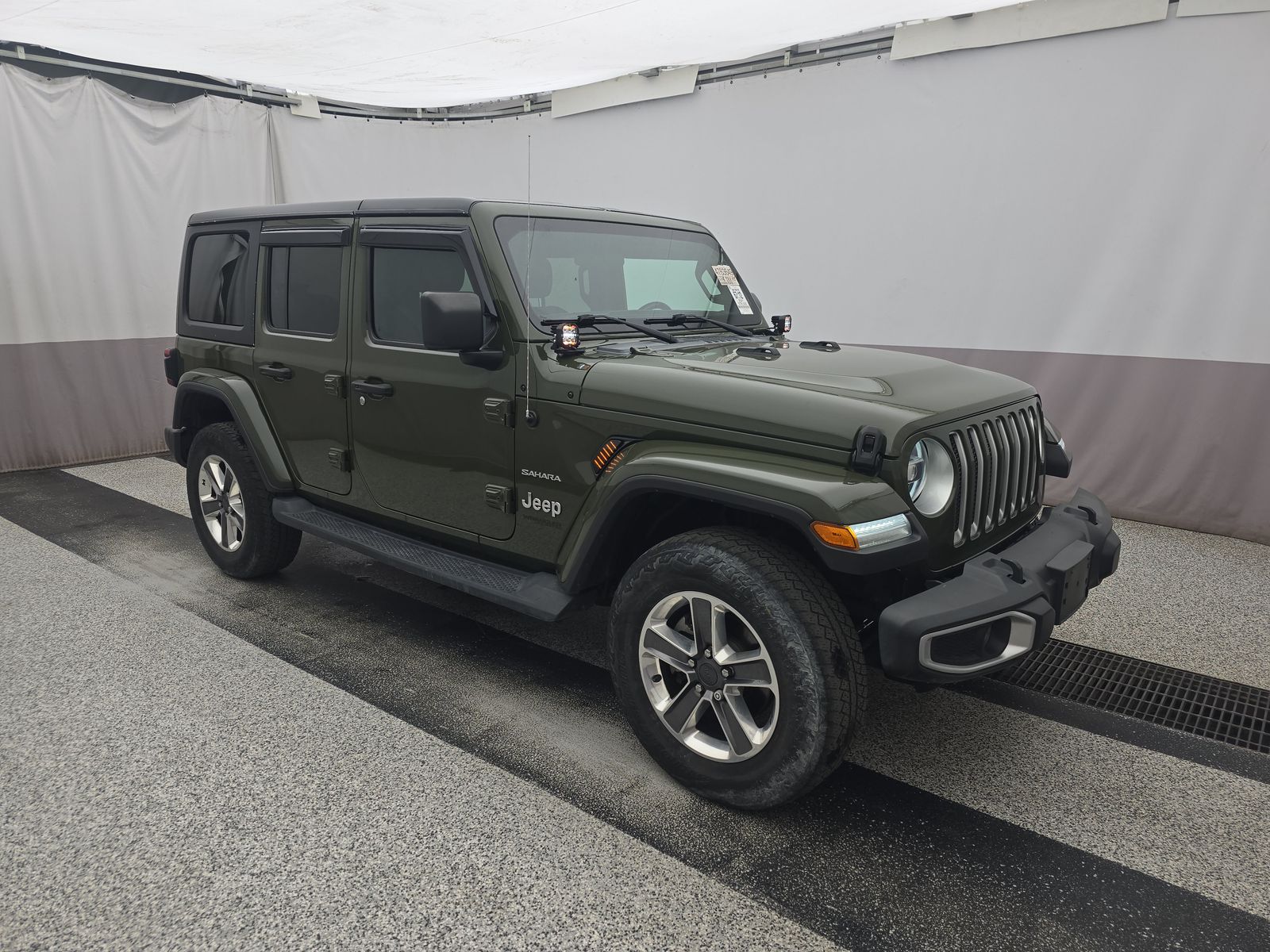 JEEP WRANGLER - 4