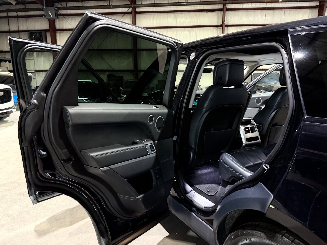 2020 Land Rover Range Rover Sport HSE AWD
