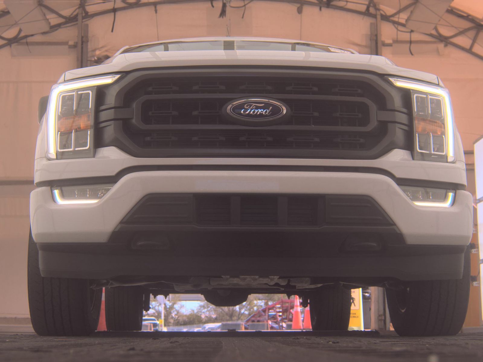 FORD F-150 - 4