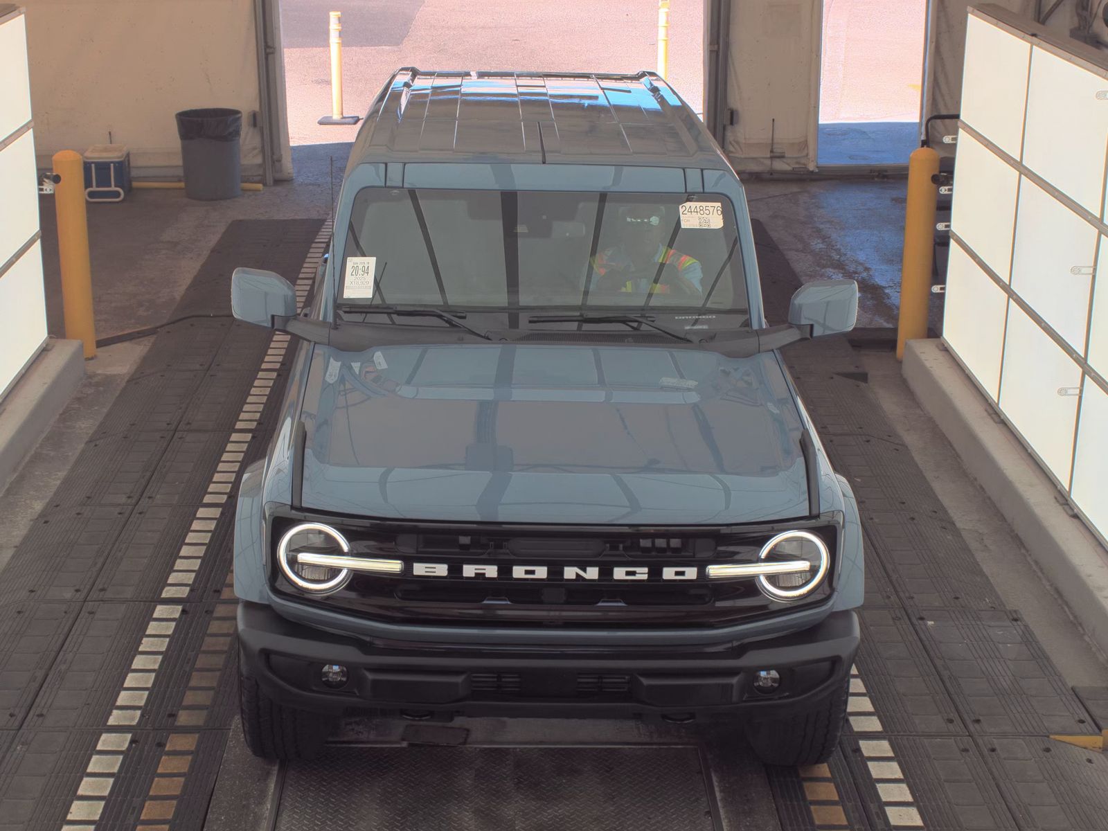 FORD BRONCO - 3