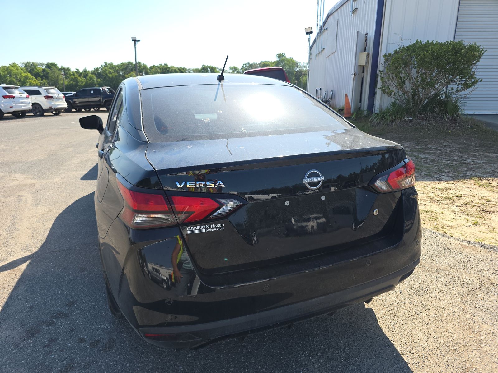 NISSAN VERSA - 6