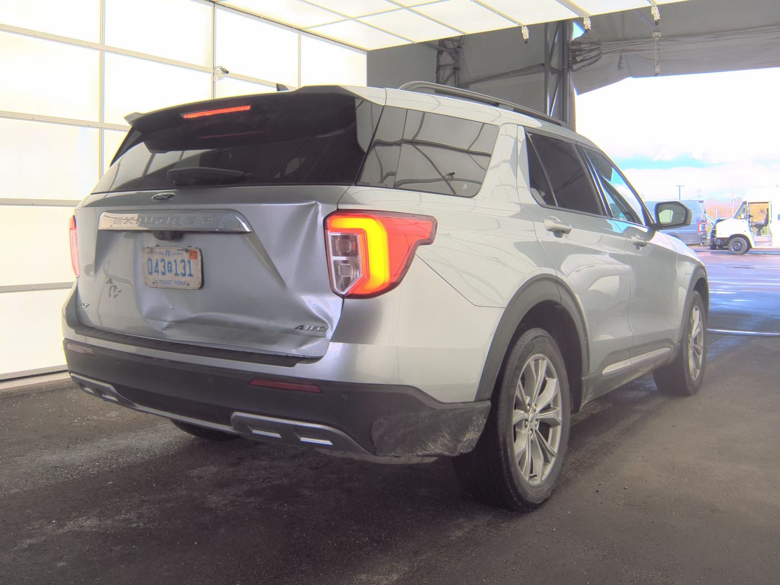 FORD EXPLORER - 6