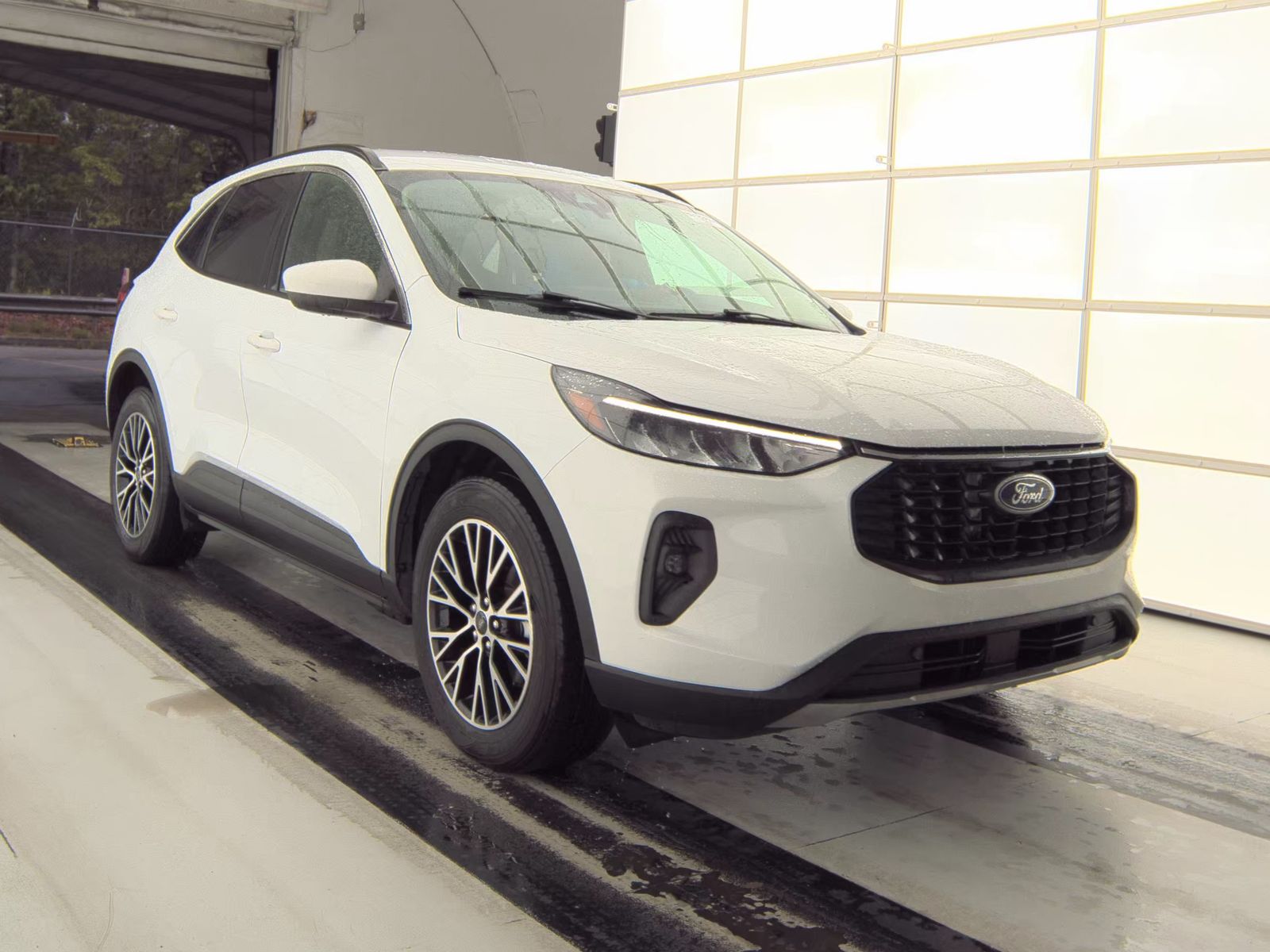 FORD ESCAPE - 5