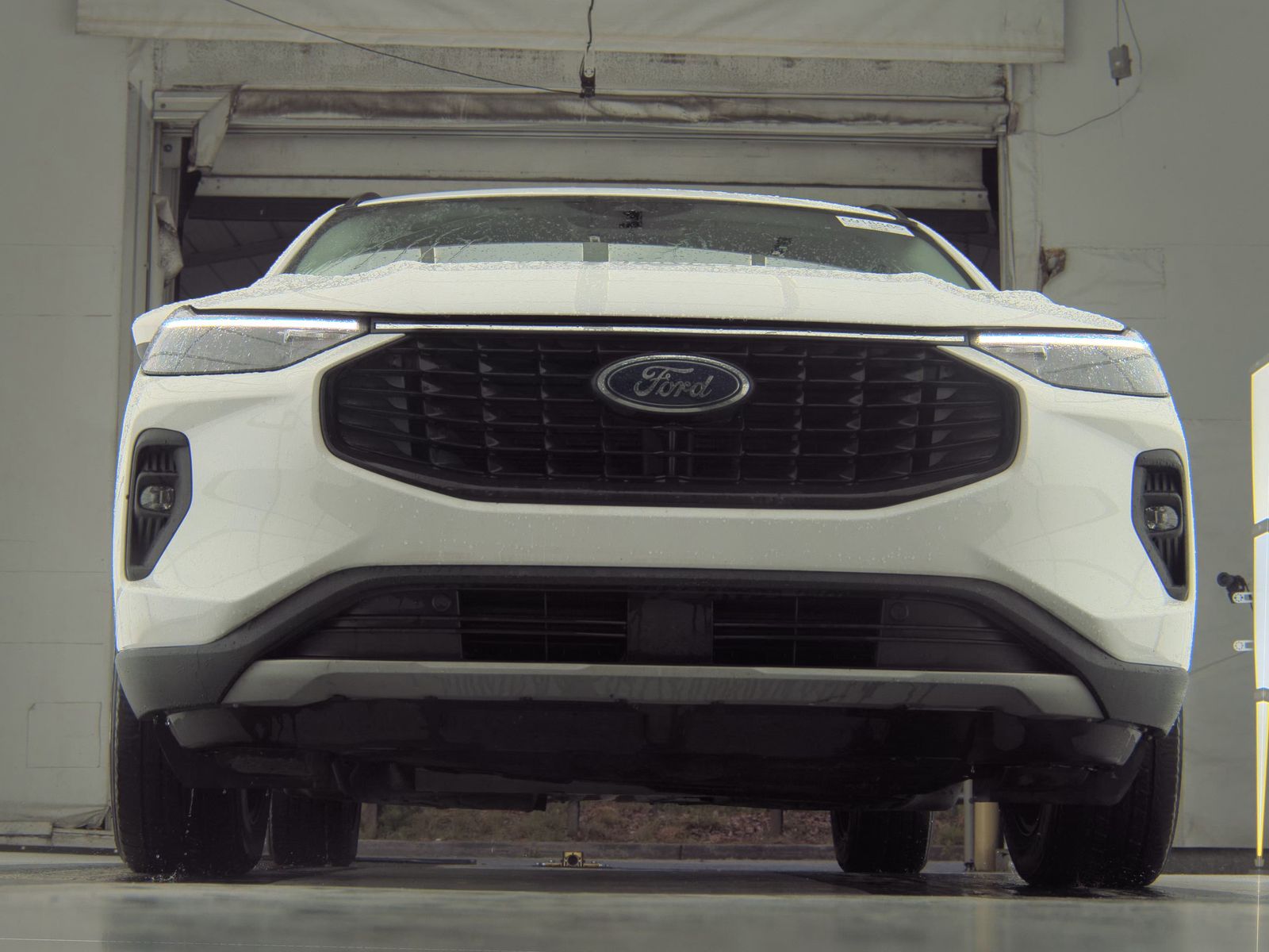 FORD ESCAPE - 4